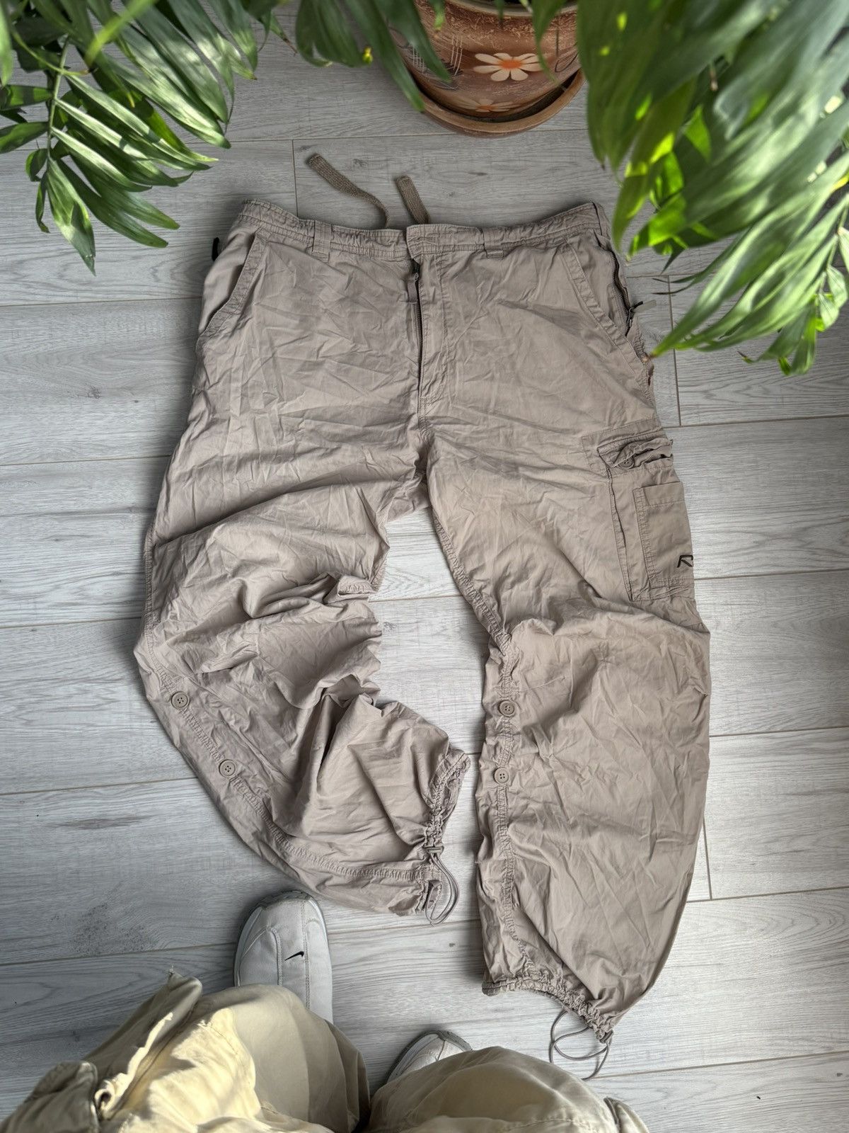 Vintage Vintage Reebok Baggy Pants Hype styled Nike 90’s Size US 34 / EU 50 - 1 Thumbnail