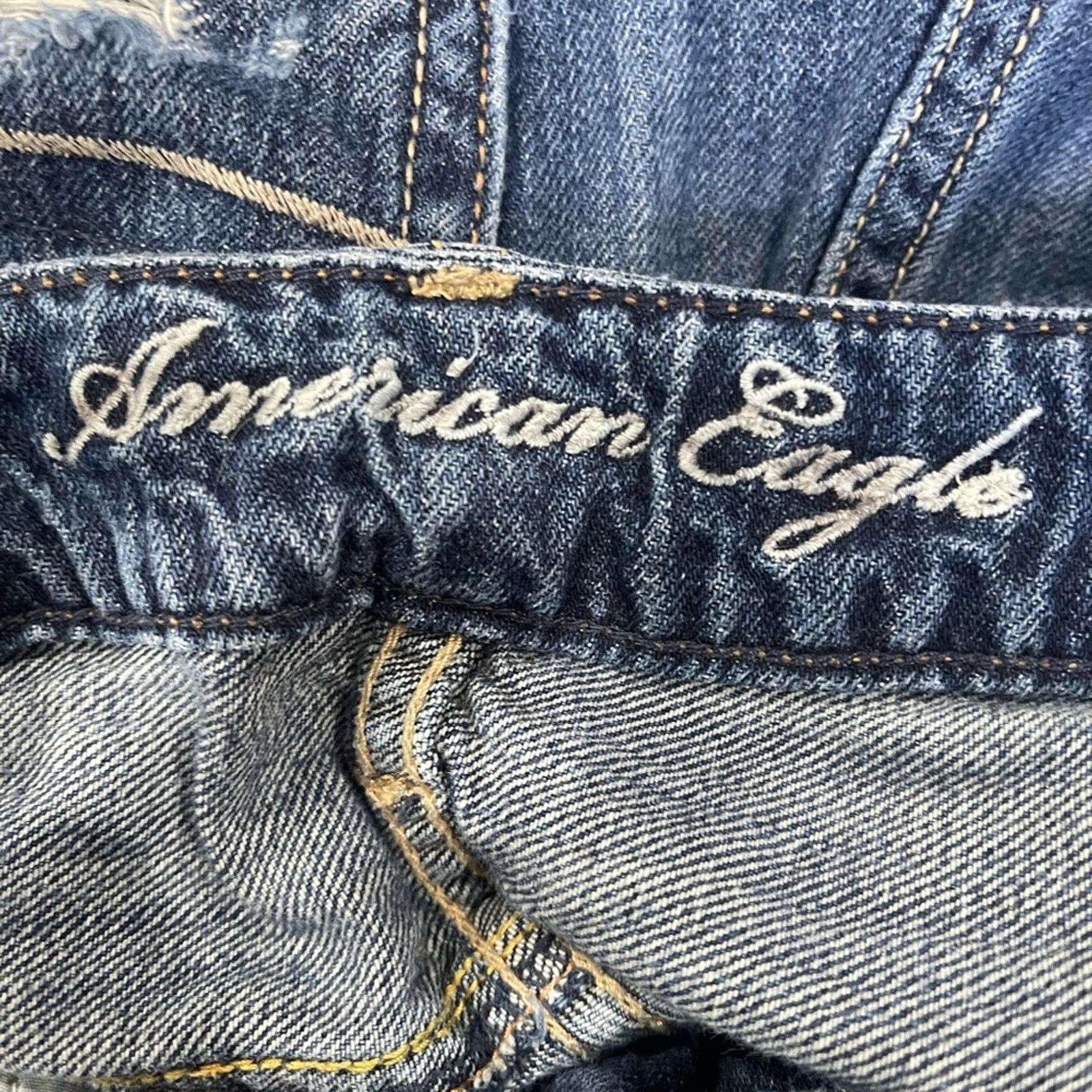 American Eagle Outfitters AMERICAN EAGLE Live Your Life Distressed Denim Shorts Sz 2 Size 26" / US 2 / IT 38 - 6 Thumbnail