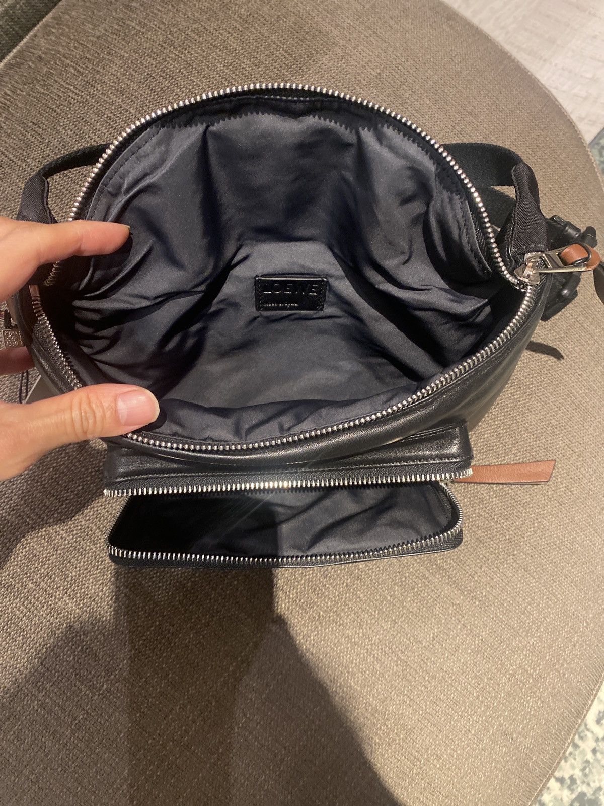 Loewe Deal‼️LOEWE Leather puffy crossbody waistbag bumbag Size ONE SIZE - 16 Thumbnail