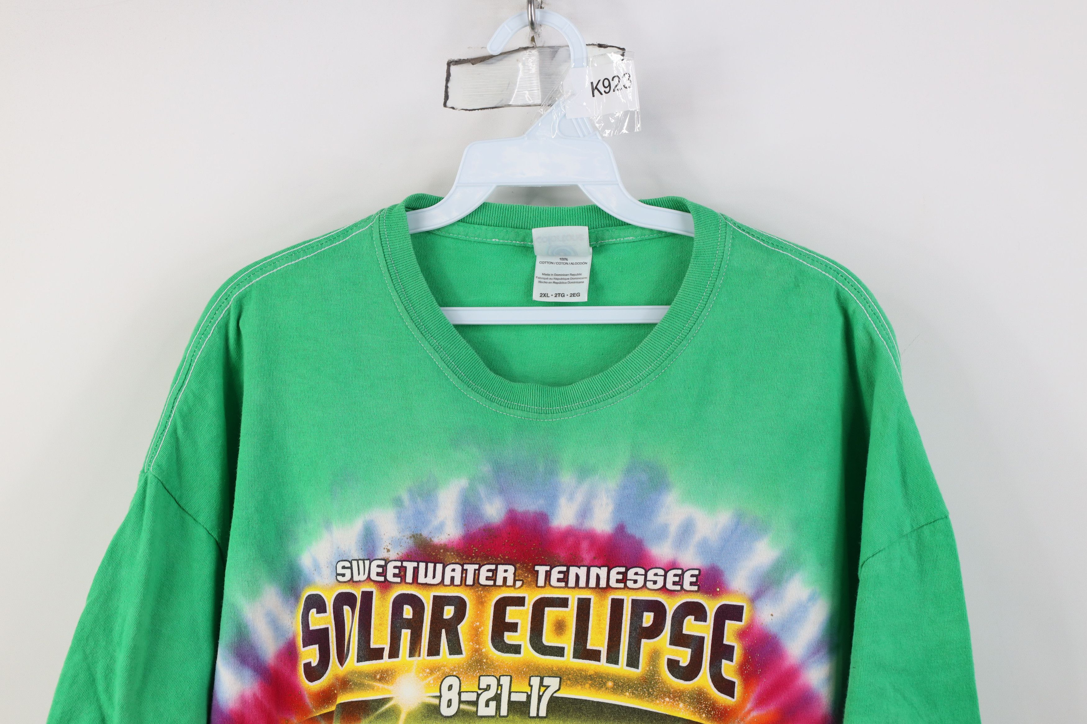 Vintage Y2K 2017 Sweetwater Tennessee Solar Eclipse Rainbow T-Shirt Size US XXL / EU 58 / 5 - 2 Thumbnail