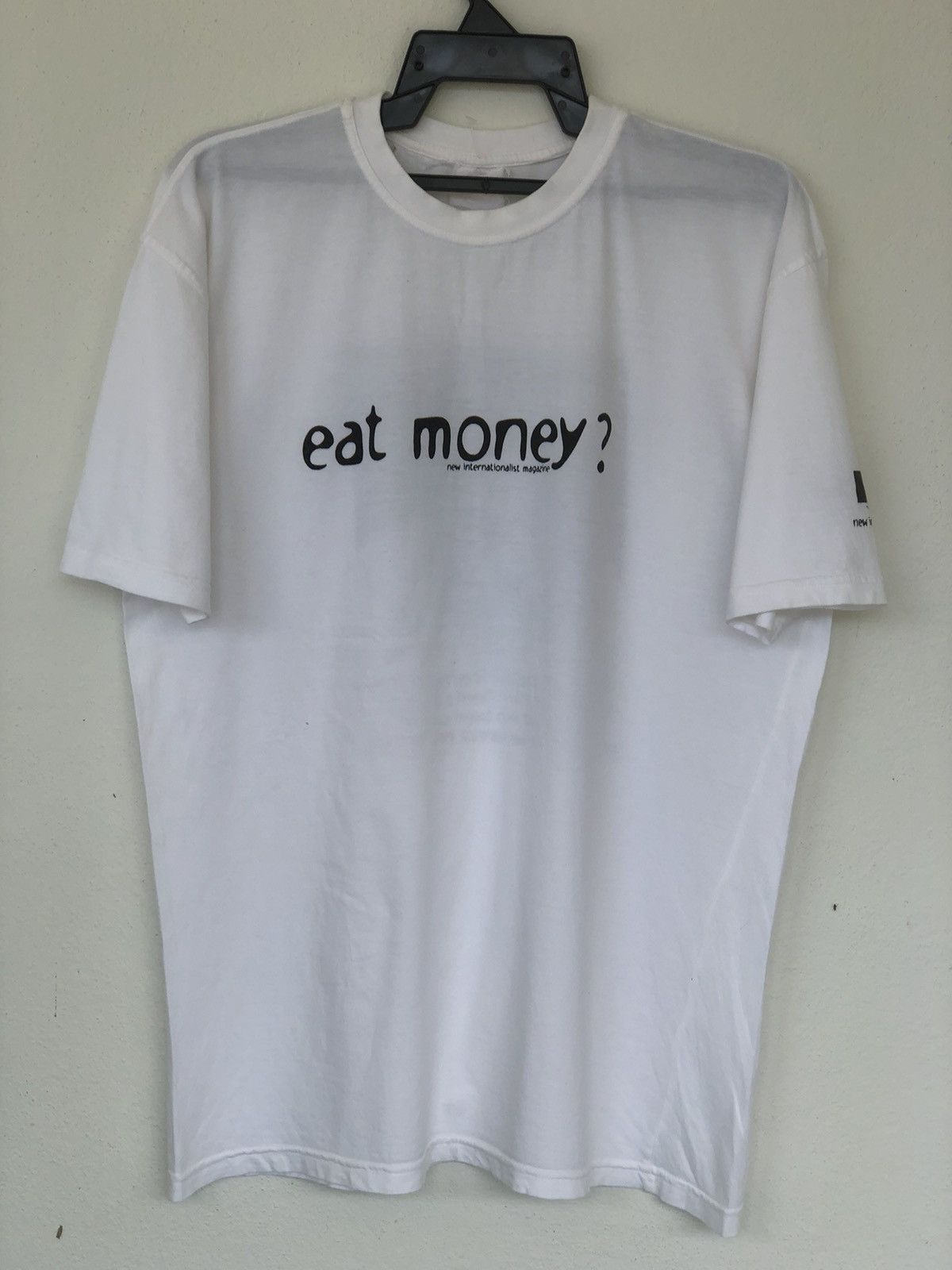 Vintage new internationalist megazine Rare Tee