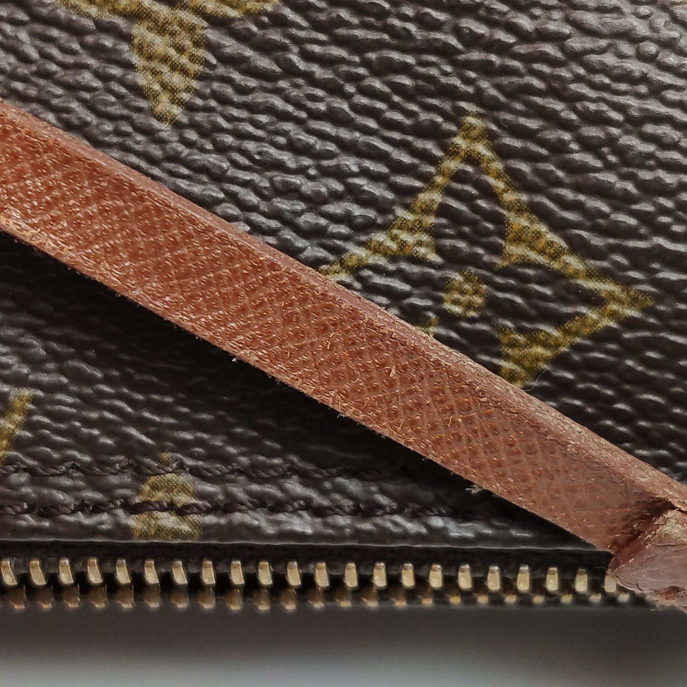 Louis Vuitton Louis Vuitton (LV) Papillon Mini Cowhide Monogram Printed D Size ONE SIZE - 7 Thumbnail