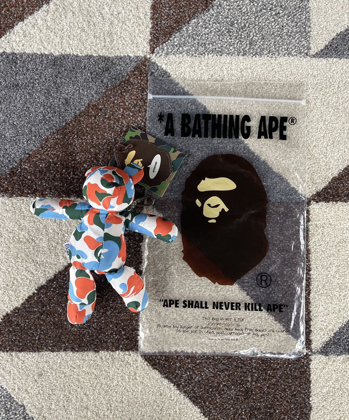 Bape Bape Indonesia Store Opening Camo Tote Bag Size ONE SIZE - 5 Thumbnail