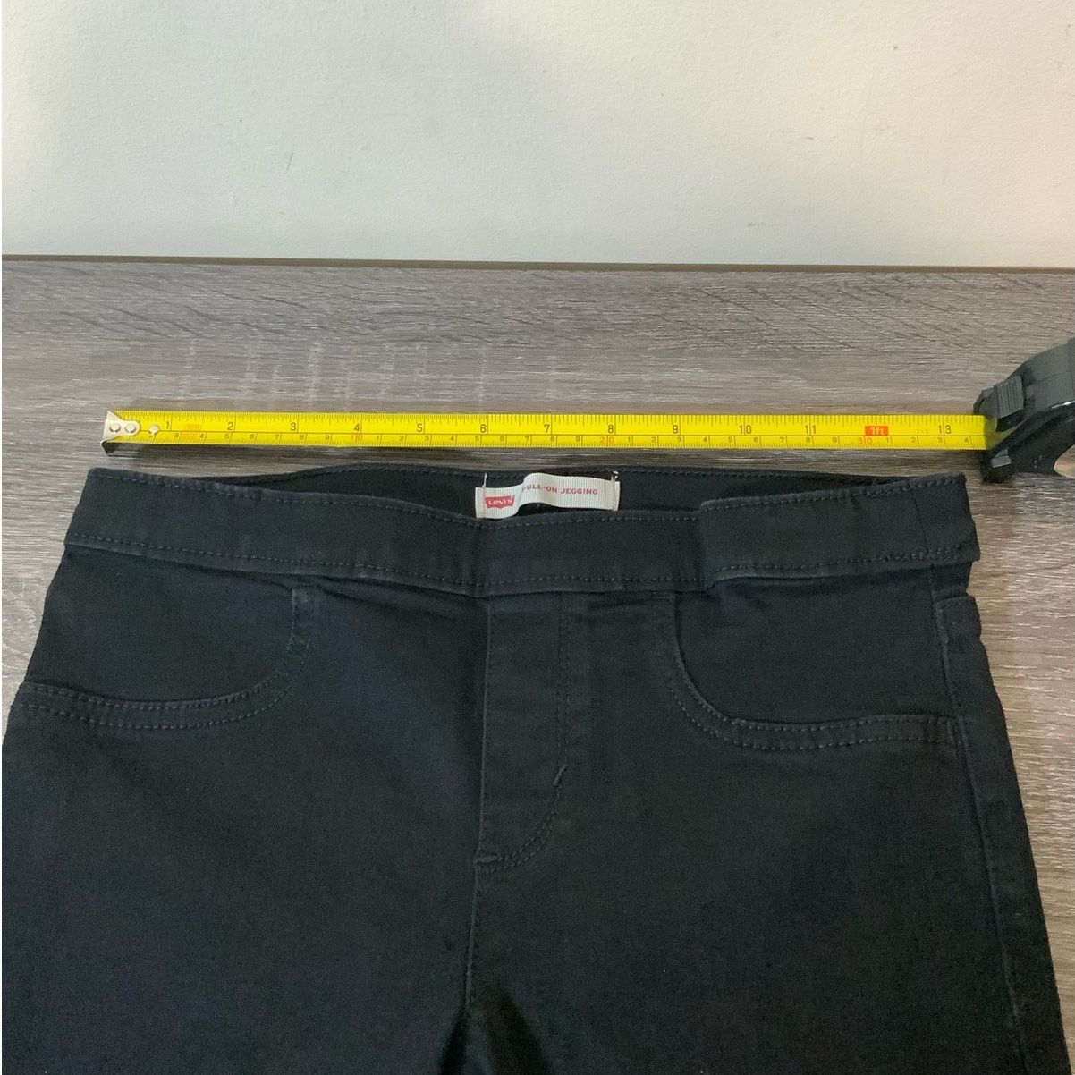 Levi's Levi's Pull on Jeggings Skinny Pants Women Size 12 - USED Size 34" / US 12 / IT 48 - 6 Thumbnail