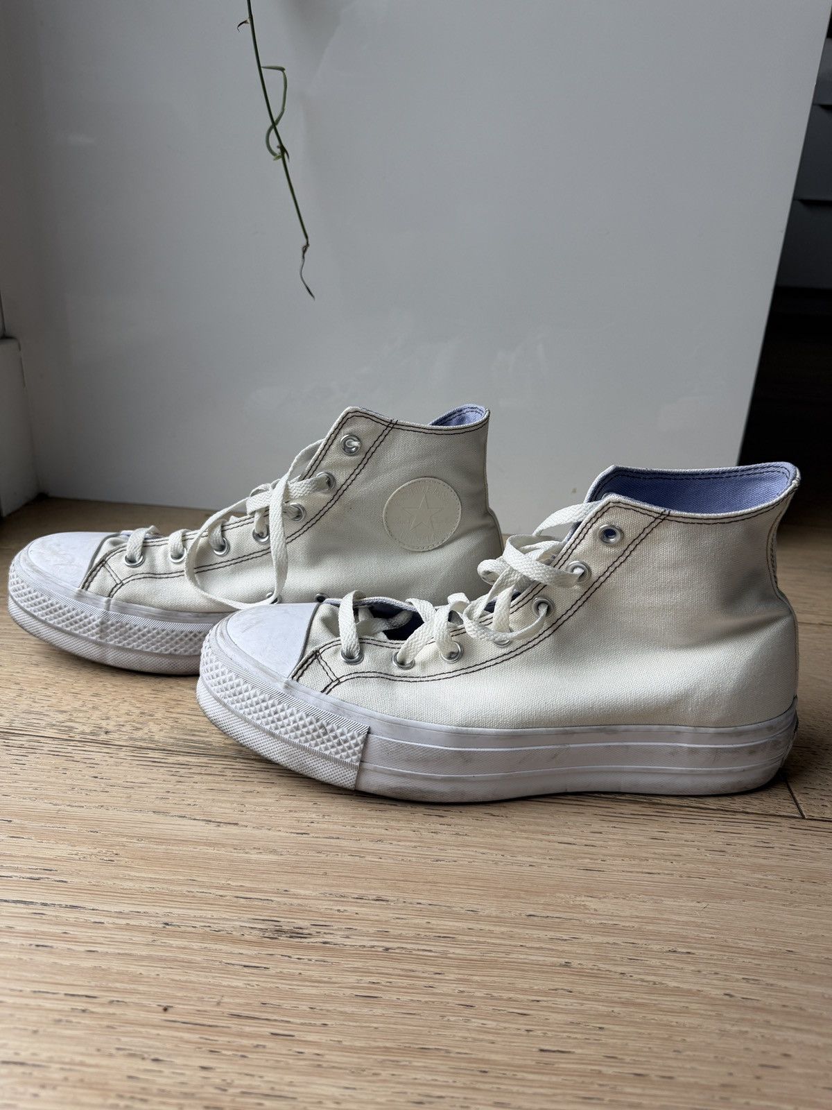 Converse Custom White Converse Chuck Taylor All Star Lift Platform Size US 9.5 / EU 42-43 - 3 Thumbnail