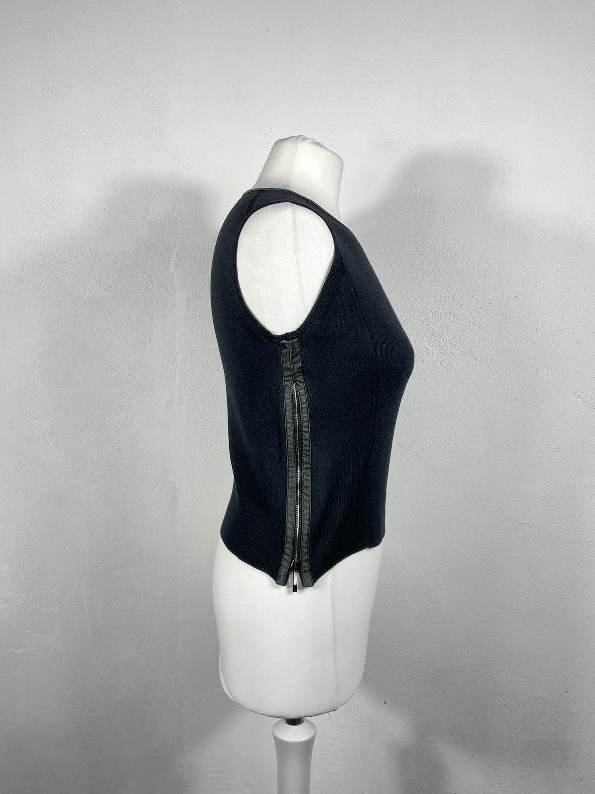 Gucci Gucci Vintage Y2k Sleeveless Vest Top Corset Luxury Designer Size XS / US 0-2 / IT 36-38 - 4 Thumbnail