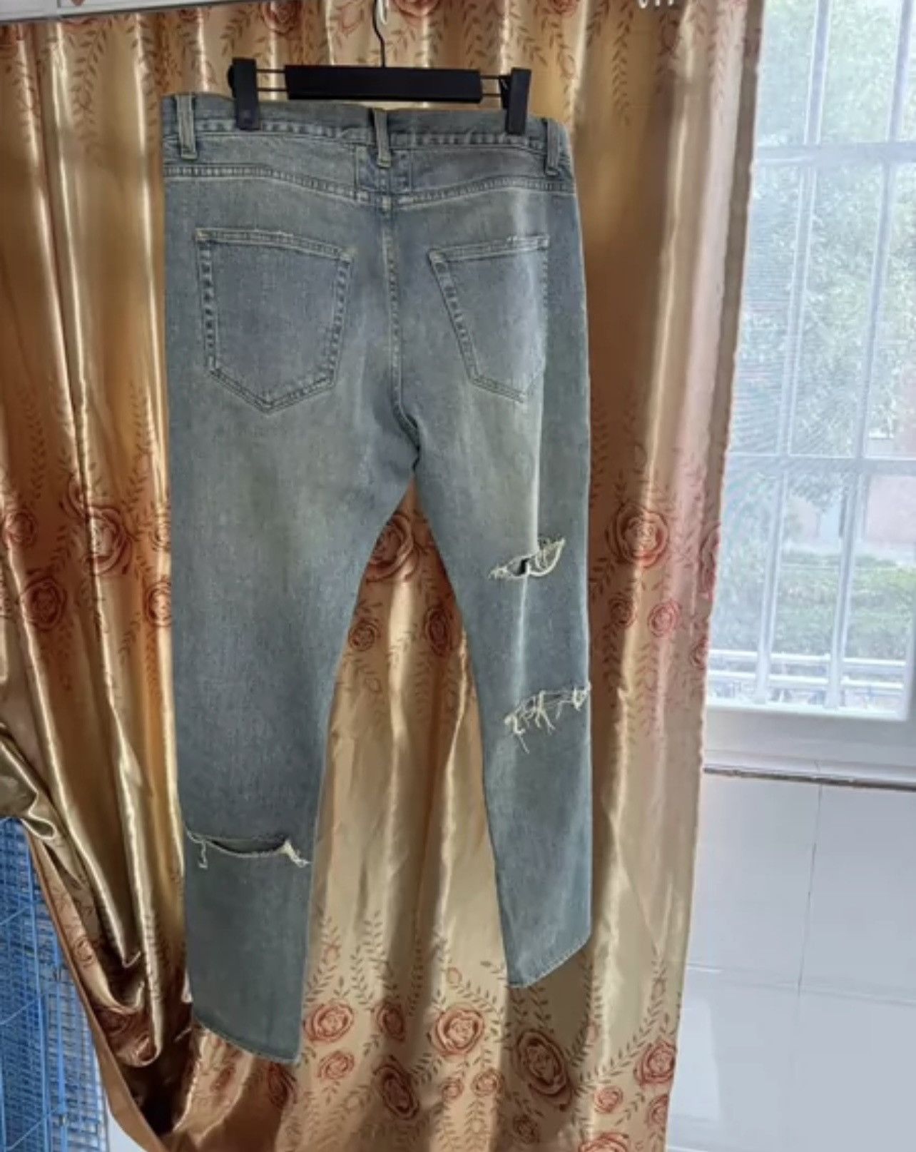 Saint Laurent Paris Saint Laurent Paris 14ss Light Blue Jeans 32 Size US 32 / EU 48 - 4 Thumbnail