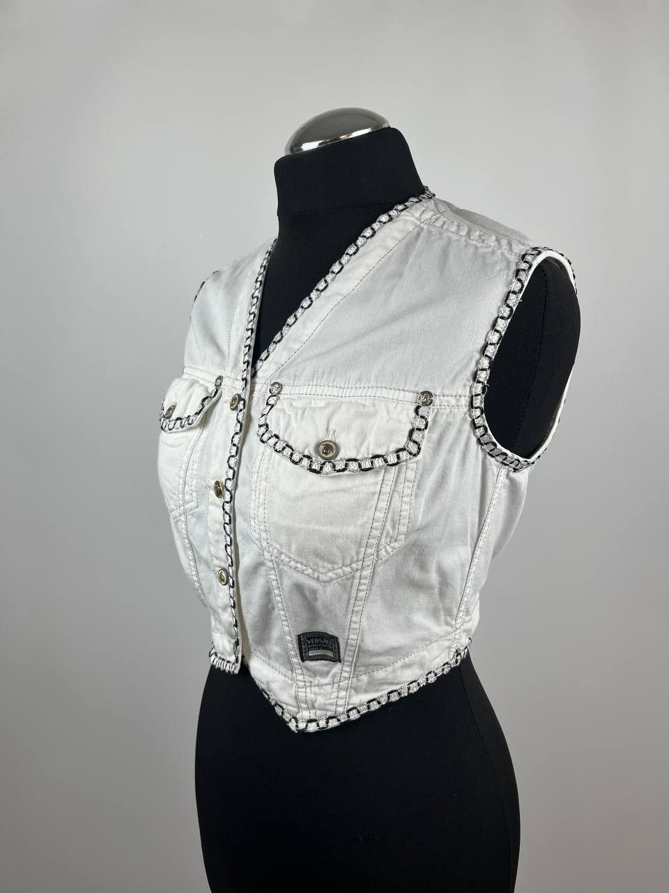 Versace Jeans Couture Vintage Versace Jeans Couture White Denim Vest Made in Italy Size S / US 4 / IT 40 - 2 Thumbnail