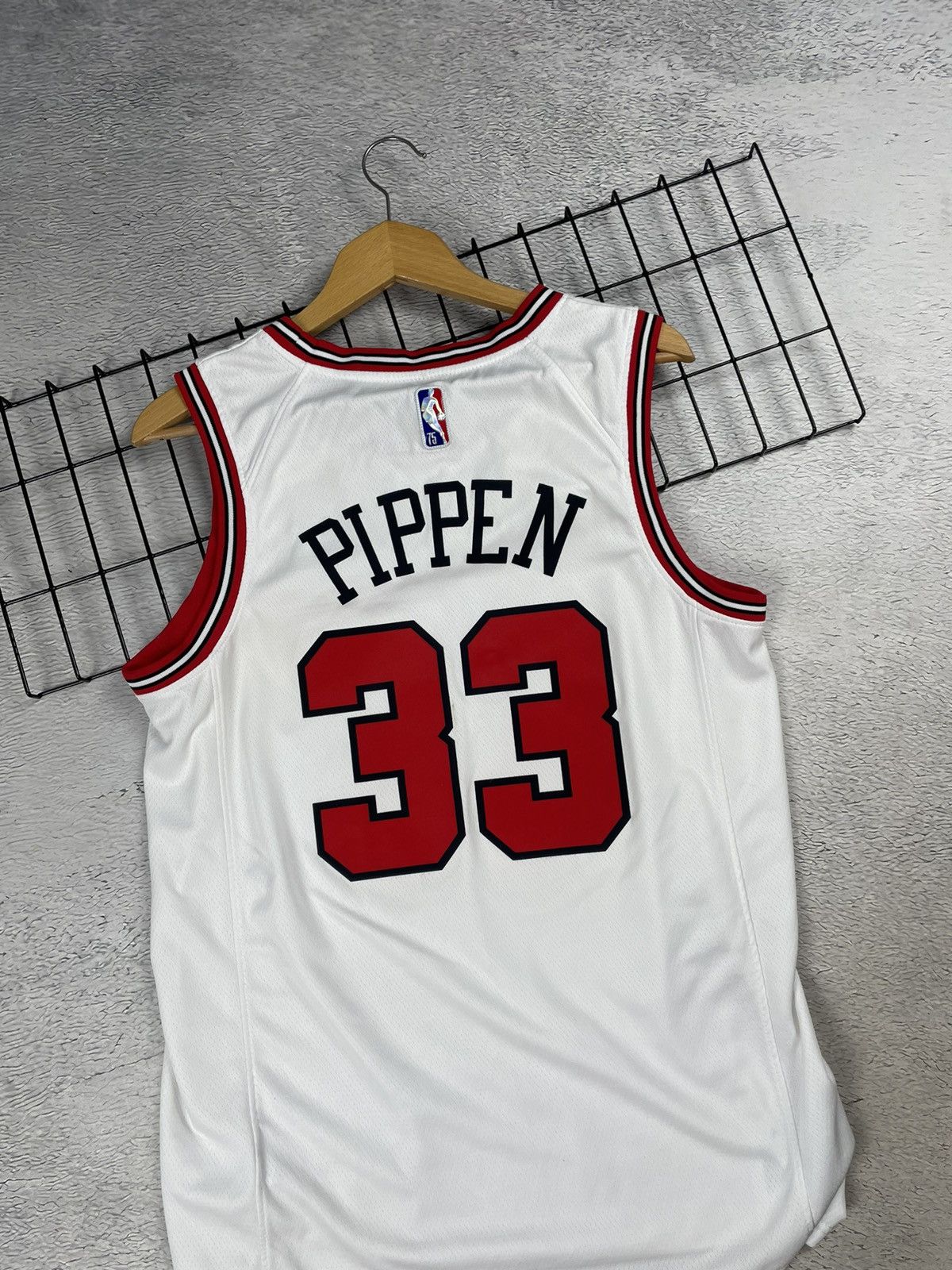 NBA × Nike × Vintage PIPPEN Vintage Chicago Bulls Nike Basketball Jersey L size Size US L / EU 52-54 / 3 - 11 Thumbnail
