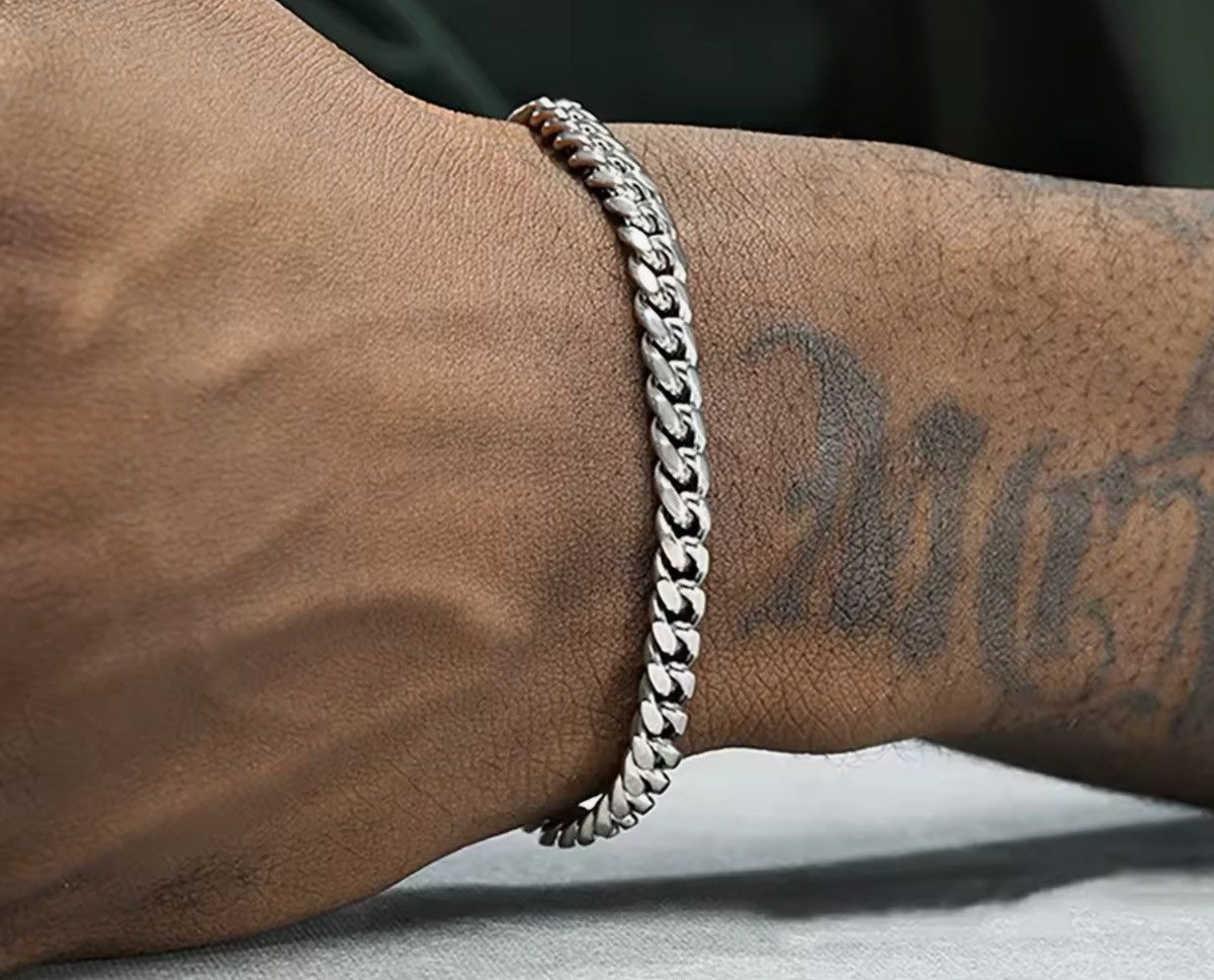 Jewelry × Vintage Curb Cuban Bracelets Solid Stainless Steel 5mm Size ONE SIZE - 2 Thumbnail