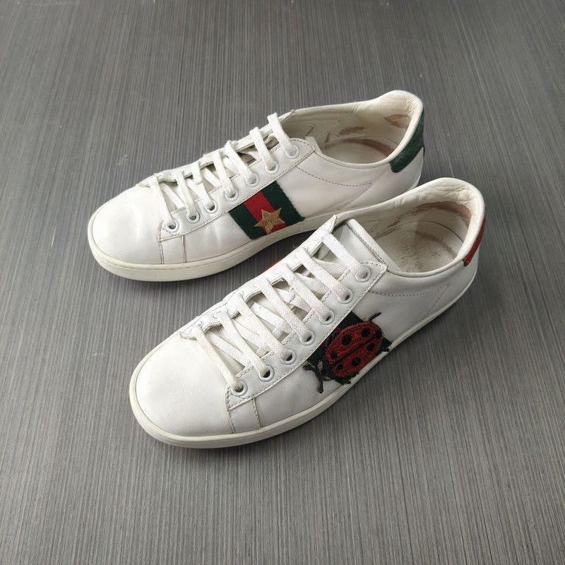 Gucci Gucci ACE Leather Sneakers with Pineapple Embroidery 0079 Size US 6 / IT 36 - 1 Thumbnail