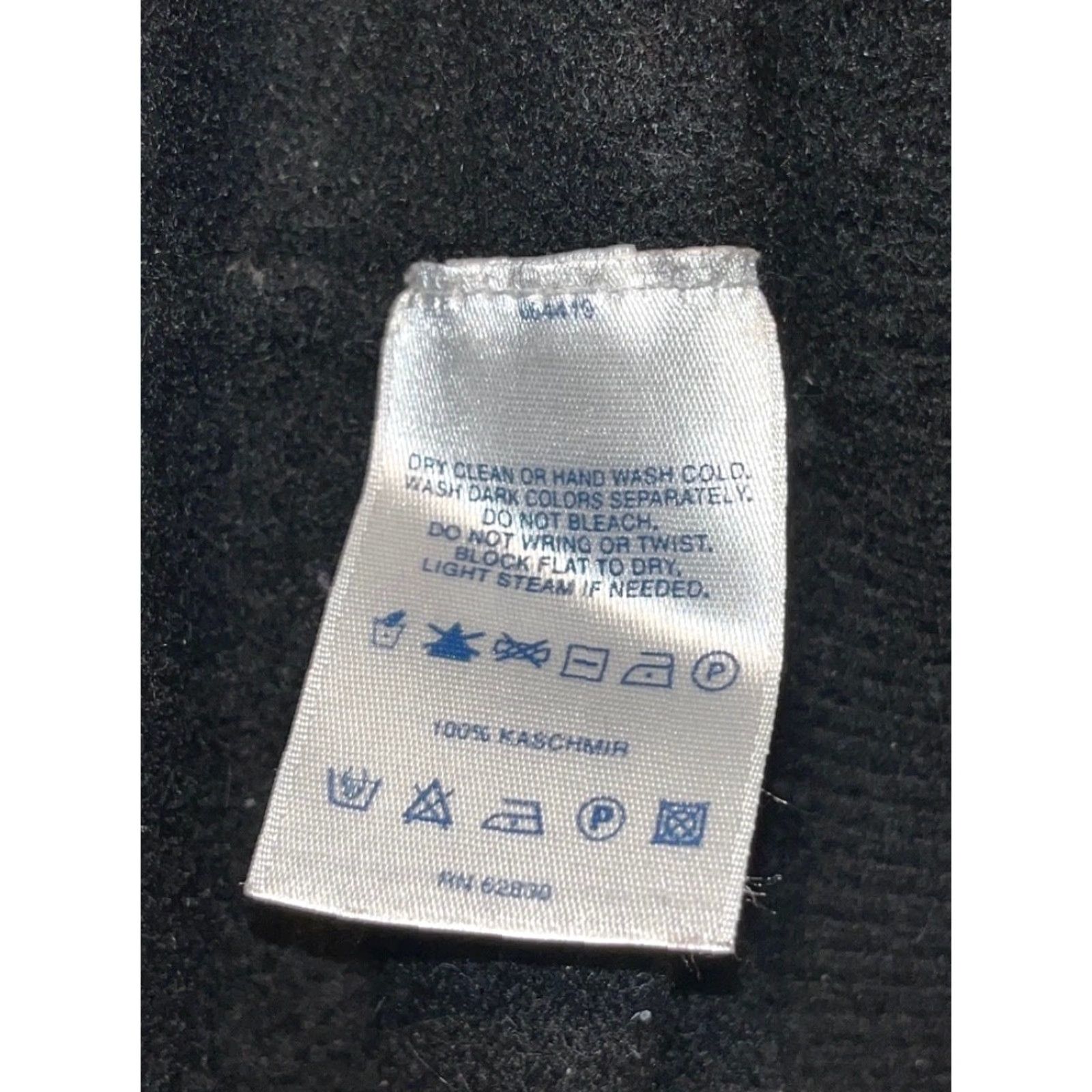 Lands' End Lands' End 100% Cashmere V-Neck Sweater Black 2XL Tall Mens Pullover Long Sleeve Size US XXL / EU 58 / 5 - 5 Thumbnail
