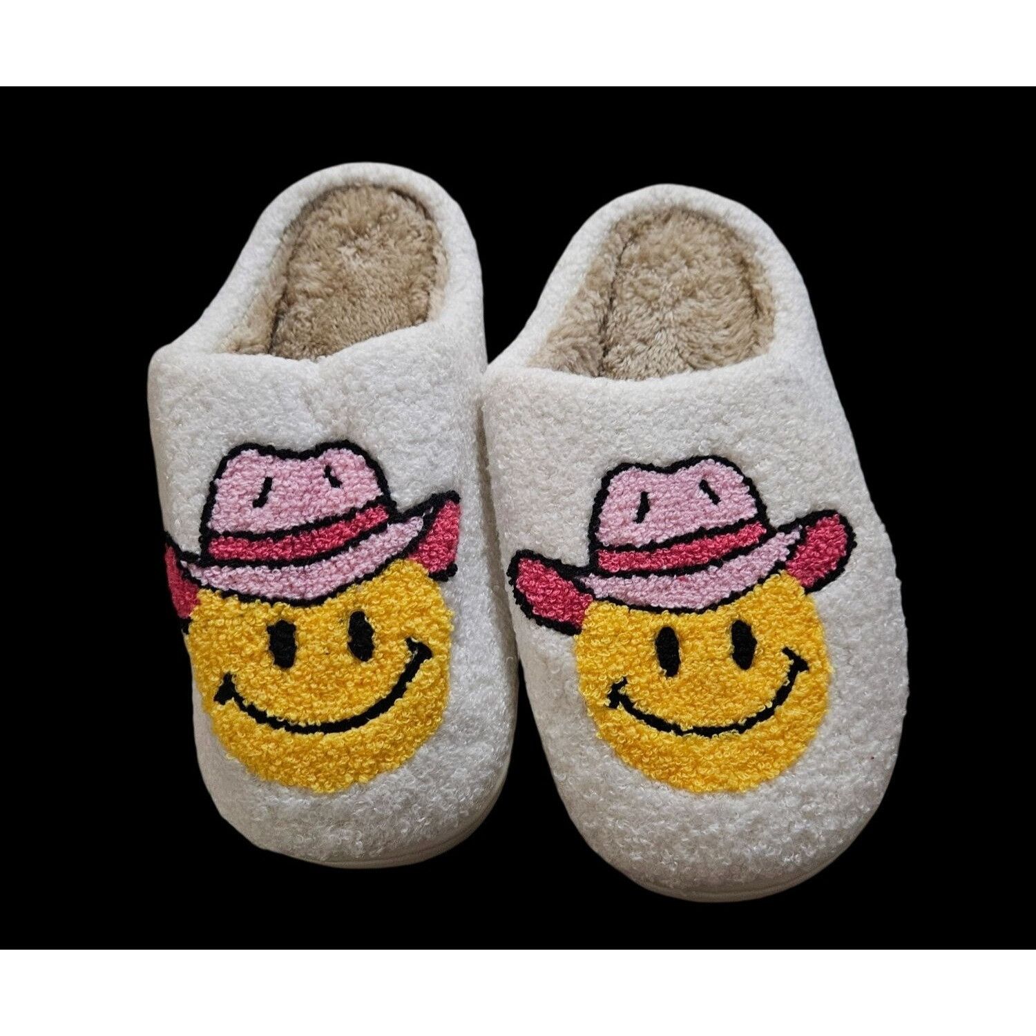 Japanese Brand Cowboy Hat Smiley Face Fuzzy Slippers Unisex Cozy Indoor Sho Size US 10 / IT 40 - 4 Thumbnail