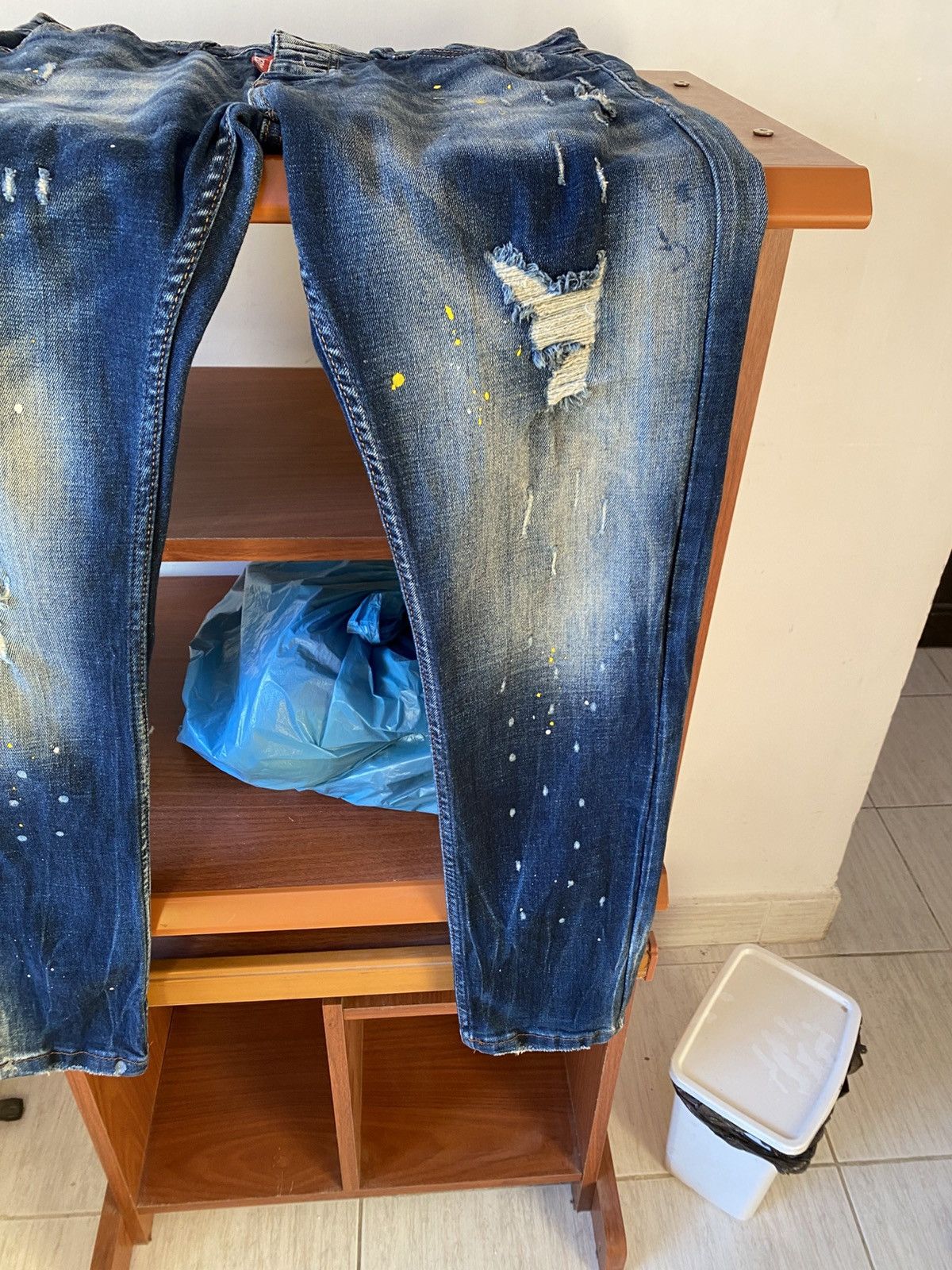 Dsquared2 DS2 Paint Distressed ICON Jeans Size US 34 / EU 50 - 6 Thumbnail