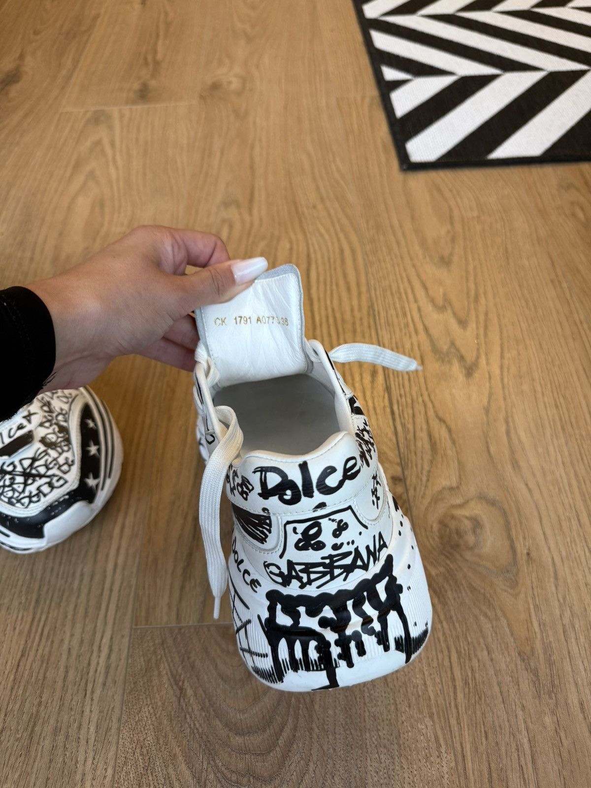Dolce & Gabbana Hand painted grafitti daymaster sneakers Size US 8 / IT 38 - 8 Thumbnail