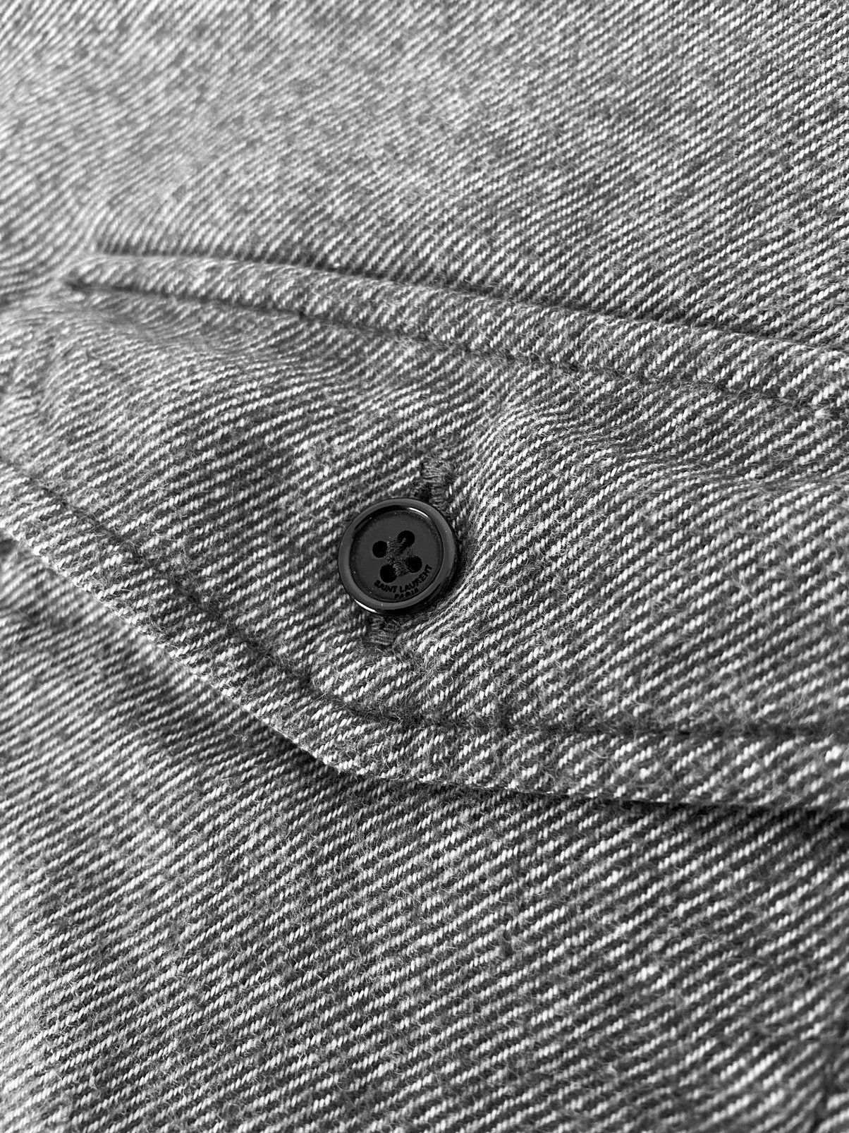 Saint Laurent Paris A/W 2017 Wool Flannel Shirt (AW17/FW17) Size US M / EU 48-50 / 2 - 5 Thumbnail