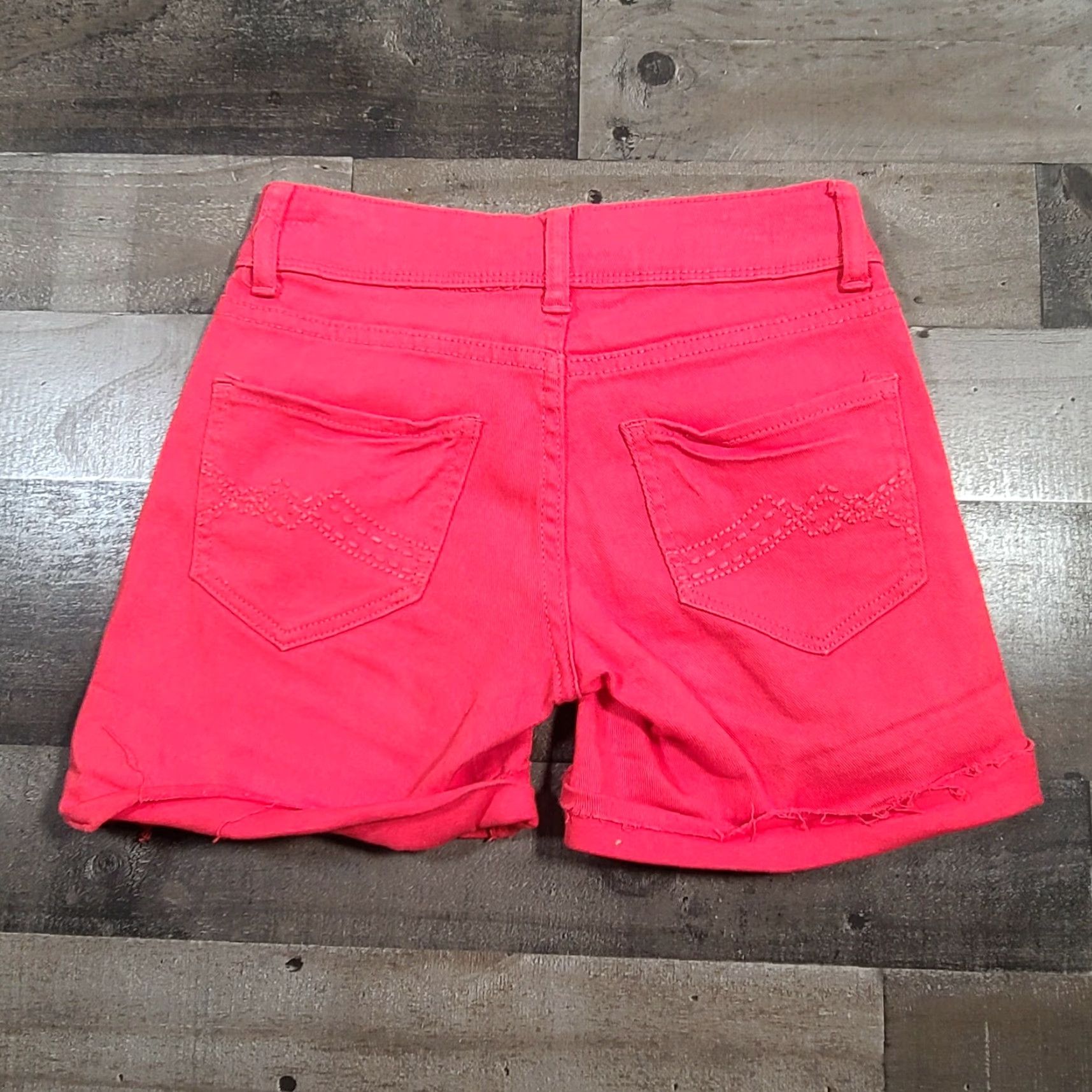 Denime dELiA*s Shorts Womens 00 Red Bailey Boyfriend Low Rise Cuffed Medium Wash Denim Size 24" / US 00 / IT 34 - 2 Thumbnail