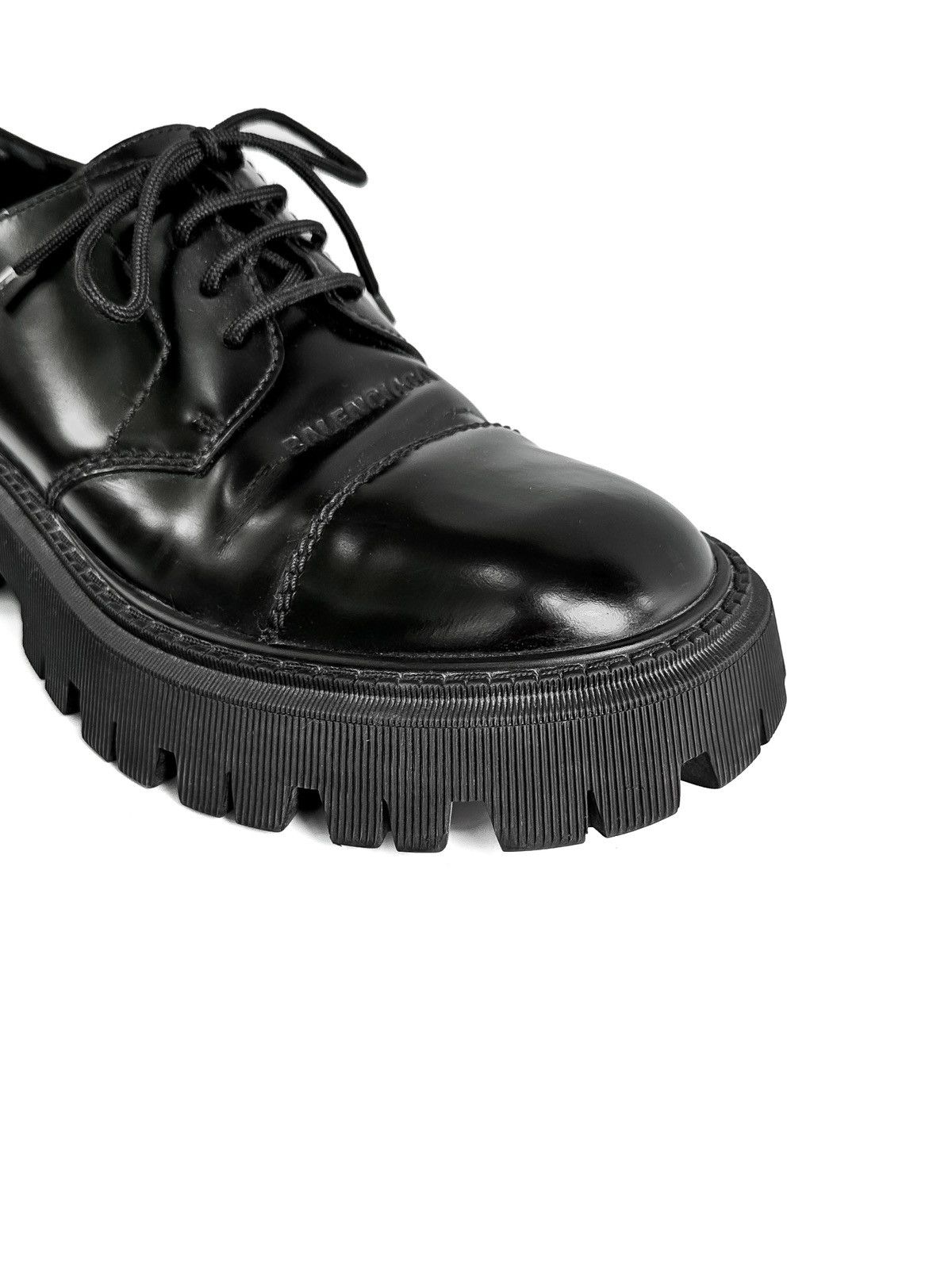 Balenciaga tractor derby