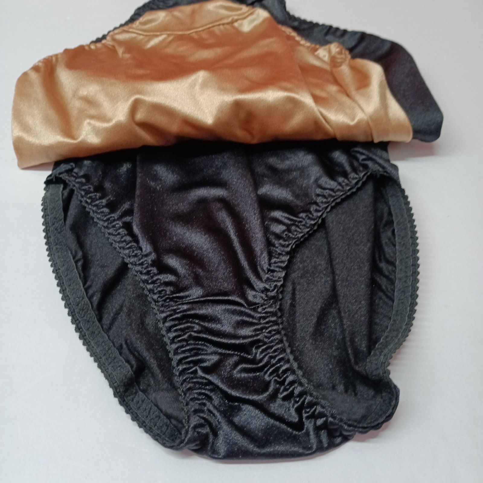 Other Vanity Fair 3-Pack Undershapers Hi-Cut Panties Size S/5 Size ONE SIZE - 4 Thumbnail