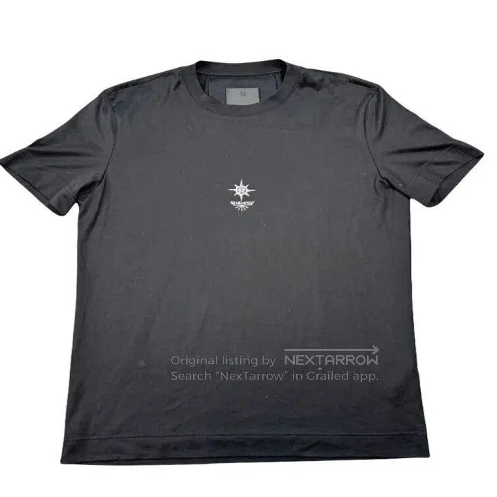 Givenchy Givenchy Cross Rhinestone Design Short Sleeve T-Shirt. Size US XS / EU 42 / 0 - 1 Thumbnail