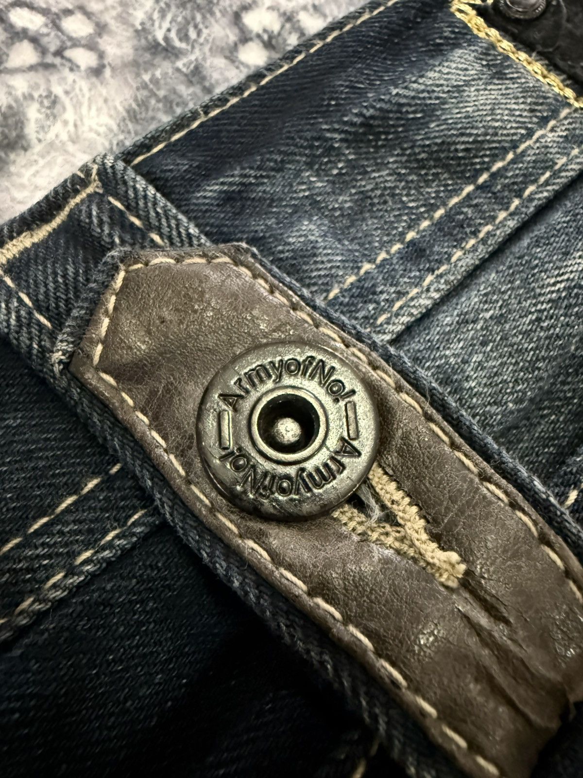 If Six Was Nine Trim Co Japan Wolf Cut Shadow Wash Studded Flared Jeans Size US 30 / EU 46 - 18 Thumbnail
