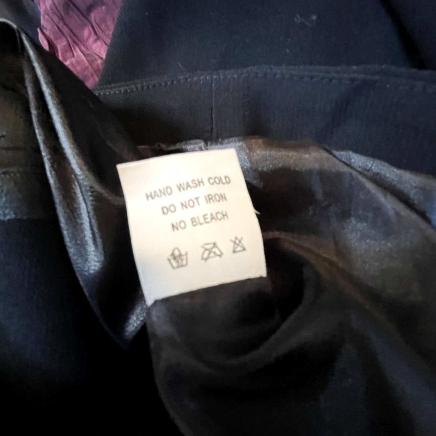 Vintage Anne Giorgio Women's Black with Ruffle Collar Crop Blazer Jacket Size Small Size S / US 4 / IT 40 - 4 Thumbnail