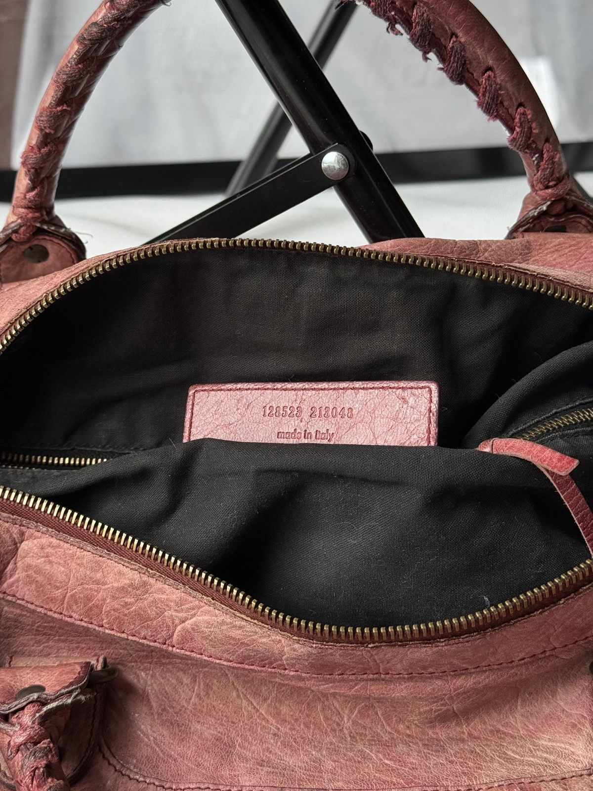 Balenciaga × Designer × Vintage Vintage Balenciaga City Bag Distressed Leather Handbag Size ONE SIZE - 15 Thumbnail