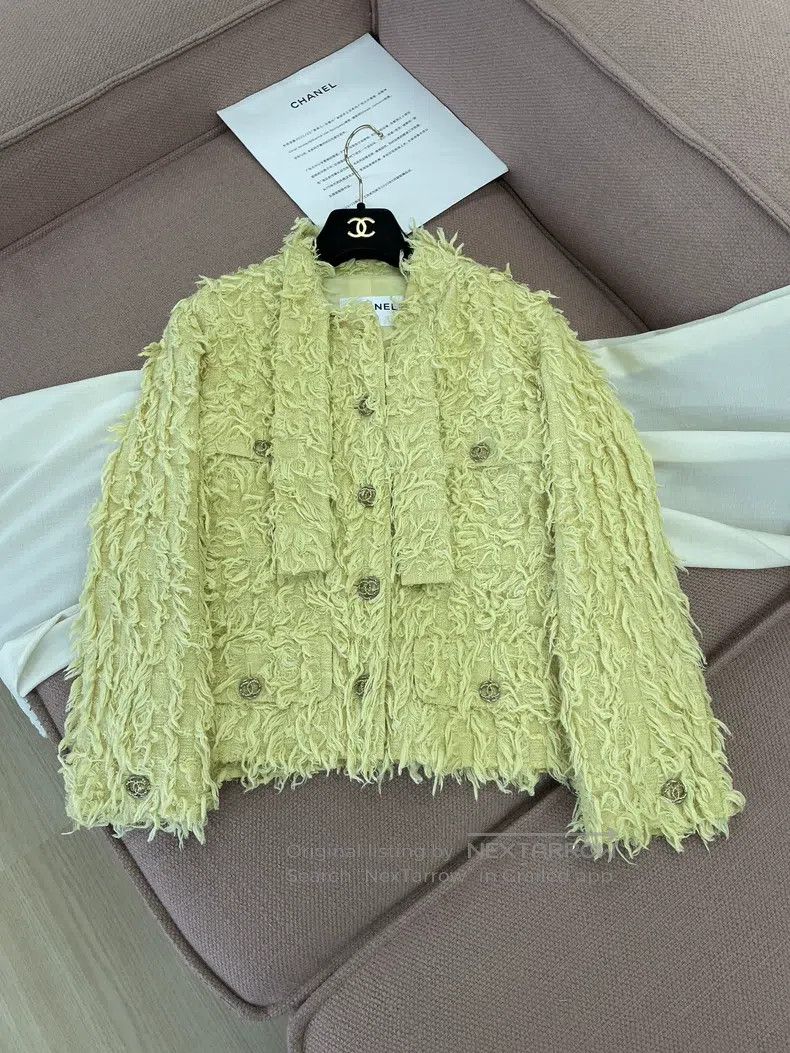 Chanel Chanel Chick yellow tassel tie jacket Size XS / US 0-2 / IT 36-38 - 1 Thumbnail