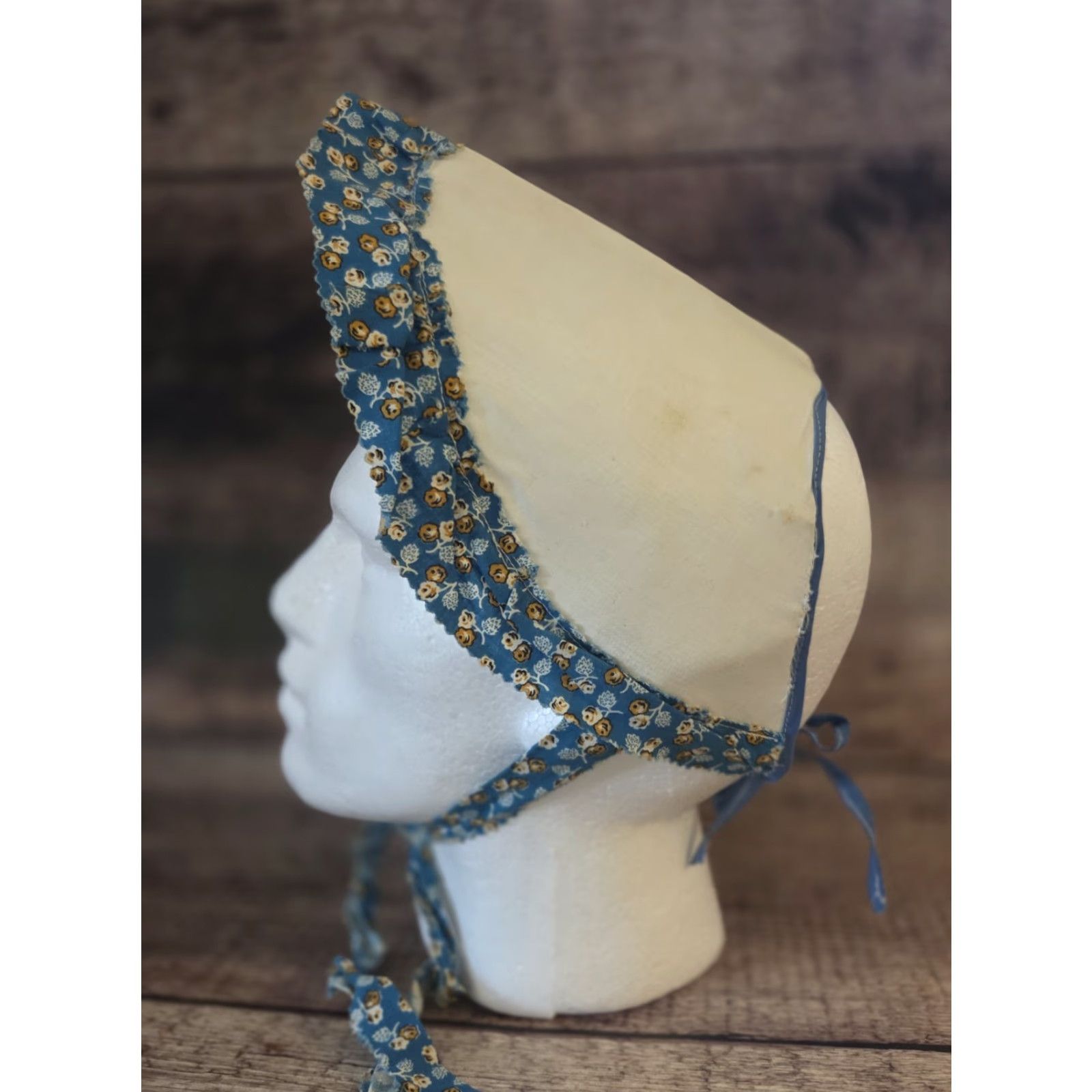 Vintage VINTAGE White Floral Trim Stiff Open Back Bonnet Handmade Prairie Hat 1970s Ladies Women Womens Size ONE SIZE - 3 Thumbnail