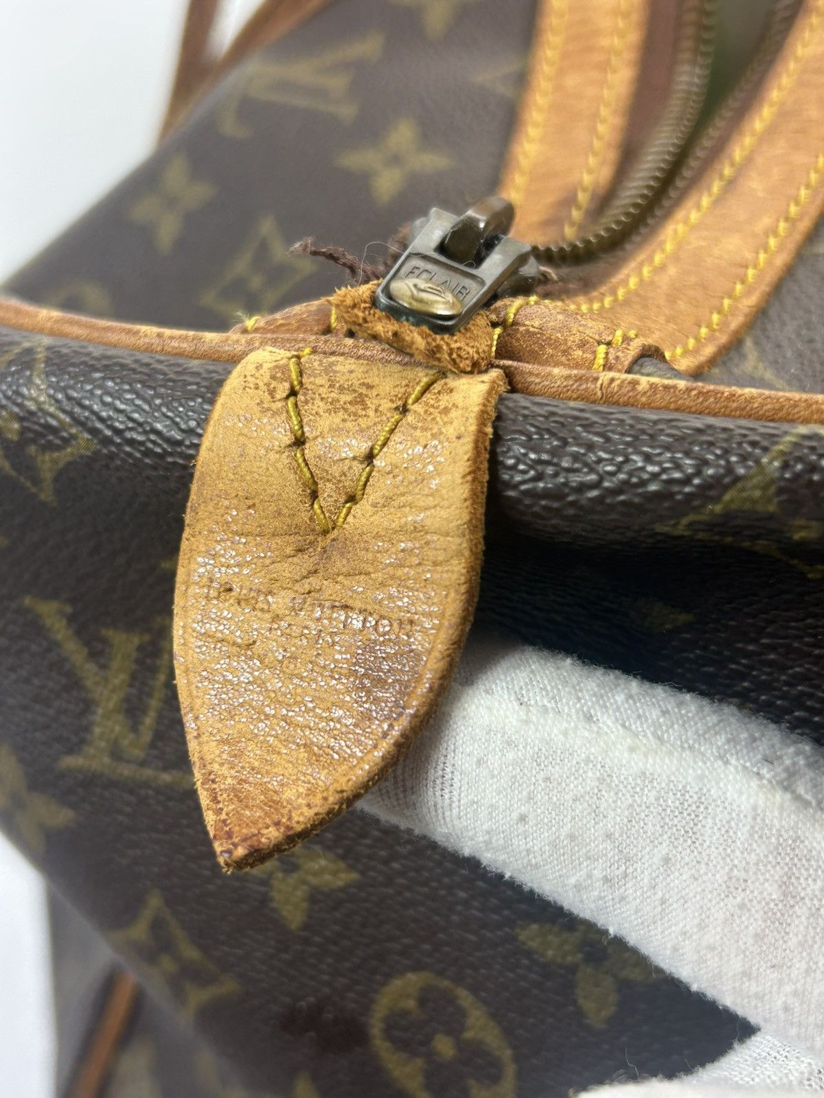 Louis Vuitton Louis Vuitton Monogram Duffle Bag Size ONE SIZE - 6 Thumbnail