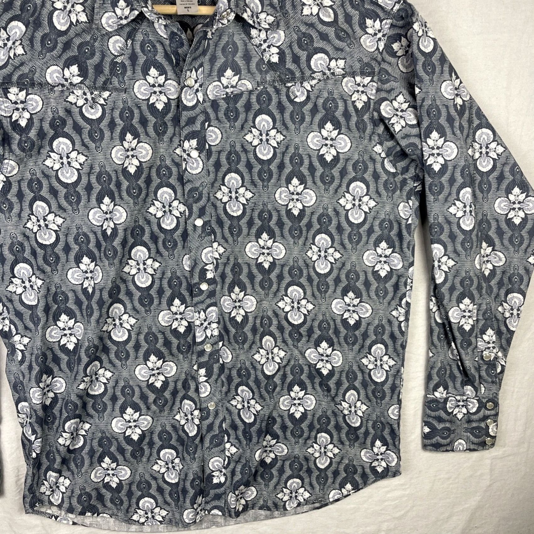 Patagonia VINTAGE Patagonia Rhythm Shirt Mens L Blue White Western Pearl Snap Cowboy Shirt Size US L / EU 52-54 / 3 - 3 Thumbnail