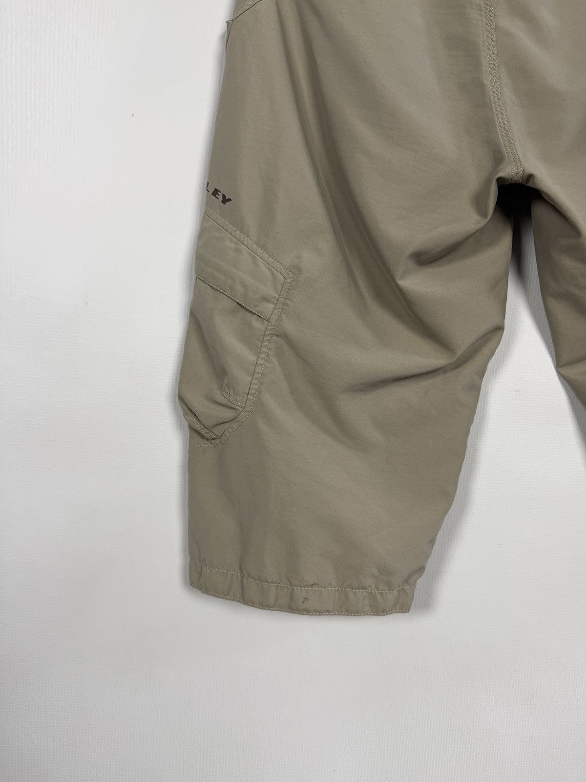Oakley Oakley Vintage Cargo Shorts Long Length Utility Outdoor Size US 34 / EU 50 - 11 Thumbnail