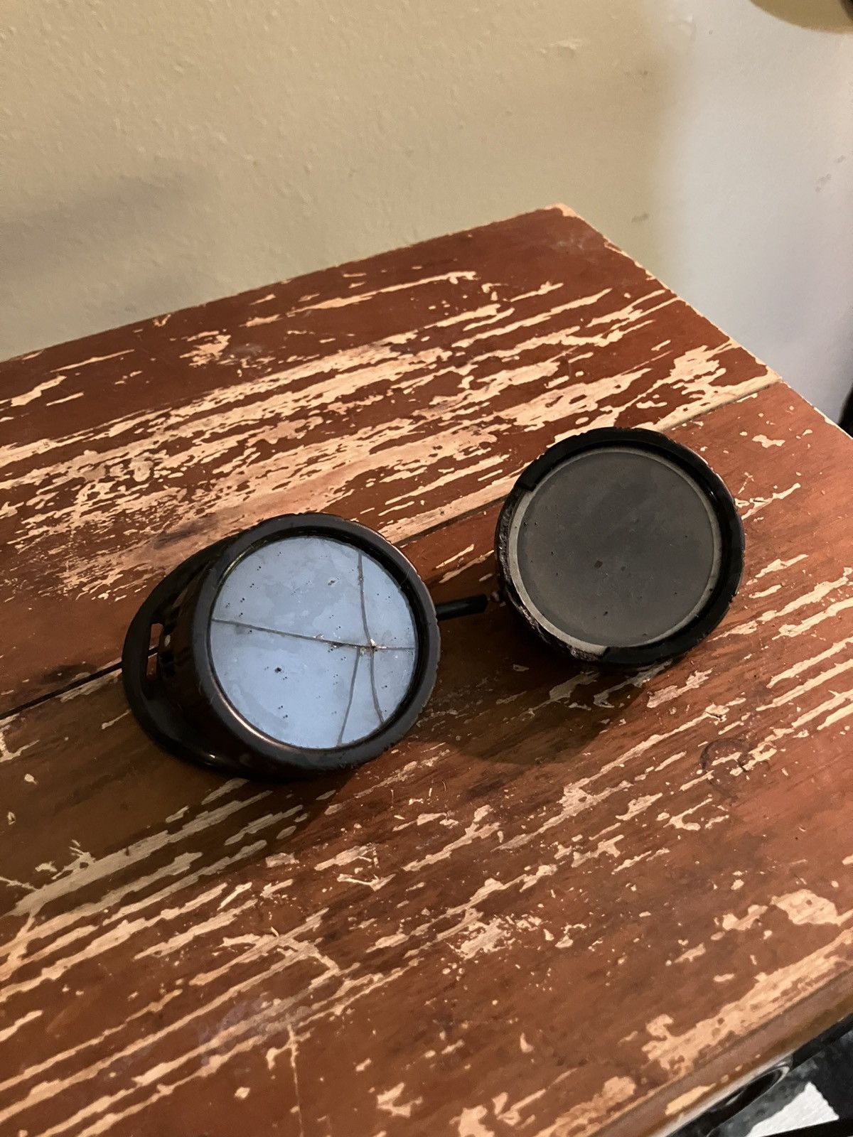 Vintage 40’s welding goggles cracked lens ultimate steampunk Size ONE SIZE - 1 Thumbnail