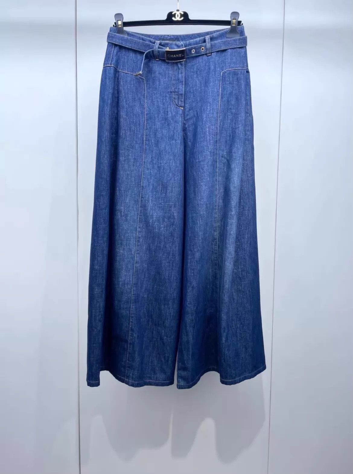 Chanel Chanel 23S Belted Denim Wide-Leg Pants 38 98 New Size 27" / US 4 / IT 40 - 1 Thumbnail