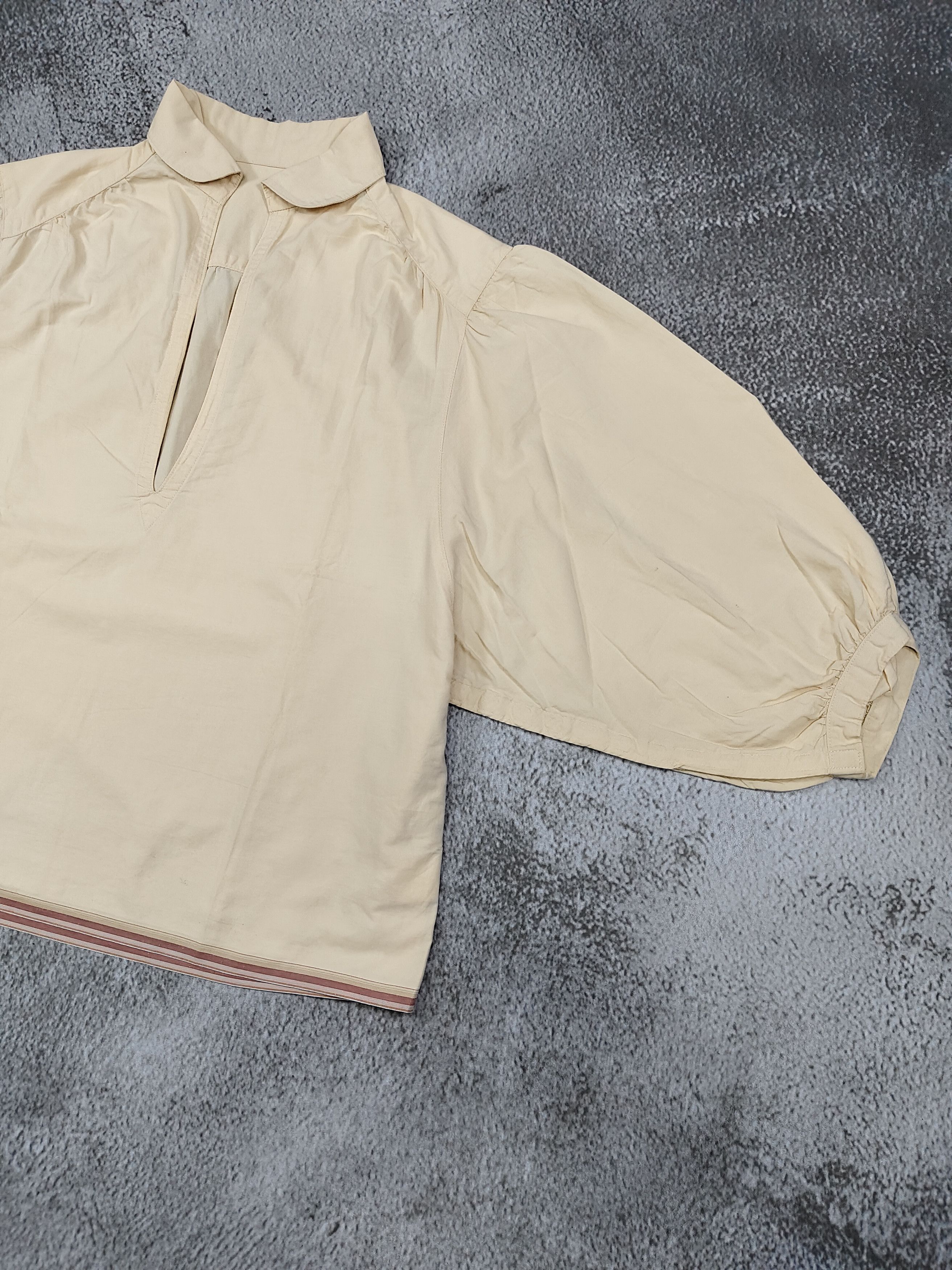 Tsumori Chisato 2000s Tsumori chisato- Deep V Placket Puff Sleeve Cropped Size L / US 10 / IT 46 - 8 Thumbnail