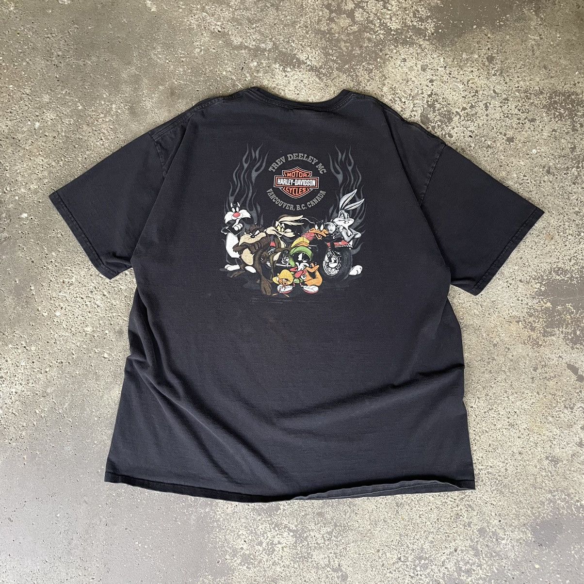 Vintage VINTAGE Y2K FADED LOONEY TUNES HARLEY DAVIDSON BIKER TEE | Grailed