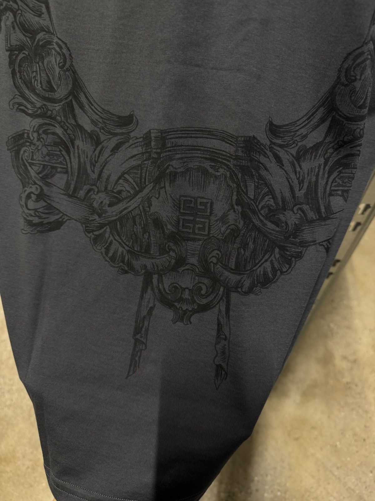 Givenchy Givenchy Logo T-Shirt NEW 600$ Size US M / EU 48-50 / 2 - 4 Thumbnail
