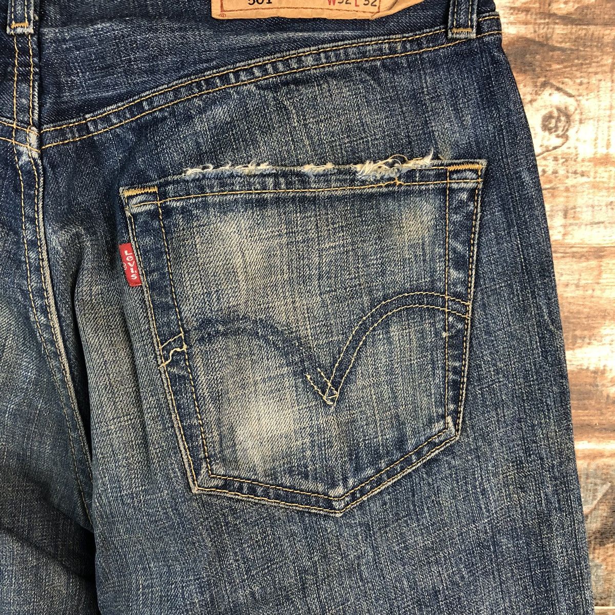 Levi's Levis 501 Blue Distressed ripped Denim jeans Pants #A2606 Size US 32 / EU 48 - 20 Thumbnail