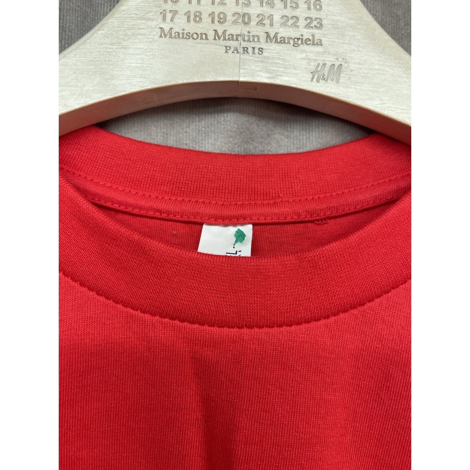 Other Trader Joe's Red Long Sleeve Shirt Hibiscus Flower Crewneck Size US S / EU 44-46 / 1 - 5 Thumbnail