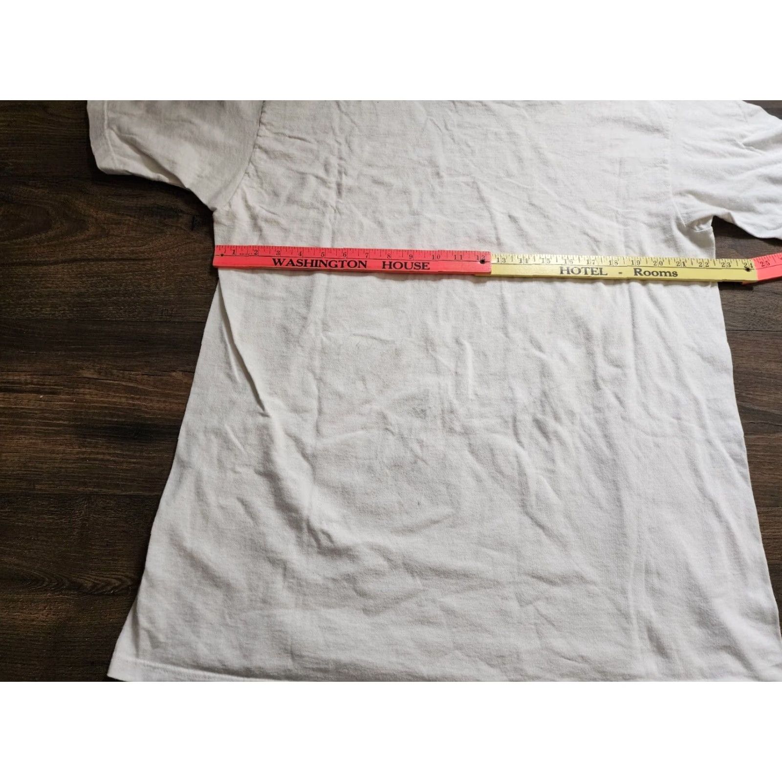 Chaps VINTAGE Chaps Ralph Lauren Spellout T Shirt Shirt Men L White 90s American Flag Distressed Size US L / EU 52-54 / 3 - 7 Thumbnail
