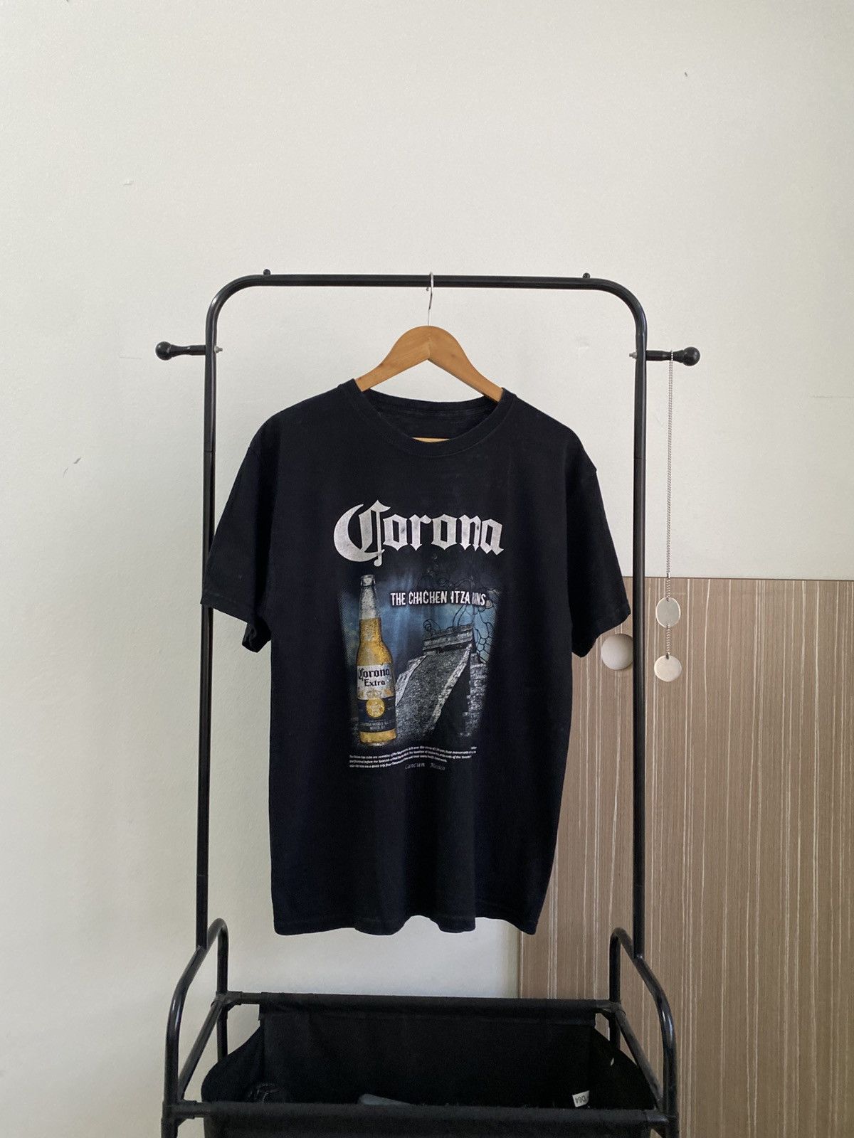 Vintage Vintage FADED CORONA BEER The Chicken Itza Ruinz Shirt Size US L / EU 52-54 / 3 - 1 Thumbnail