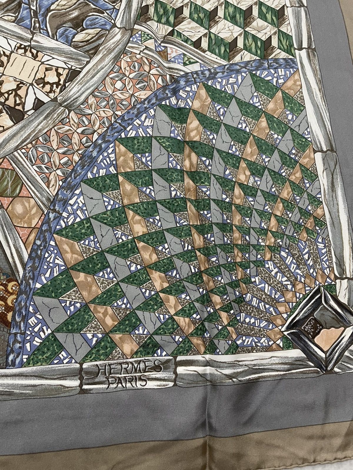 Hermes × Vintage Vintage HERMES SILK SCARVES Size ONE SIZE - 3 Thumbnail