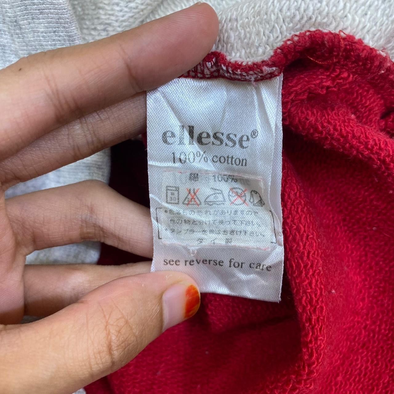 Ellesse ELLESSE ITALIA Embroidered V Neck Sweatshirt Sweater Size M / US 6-8 / IT 42-44 - 6 Thumbnail