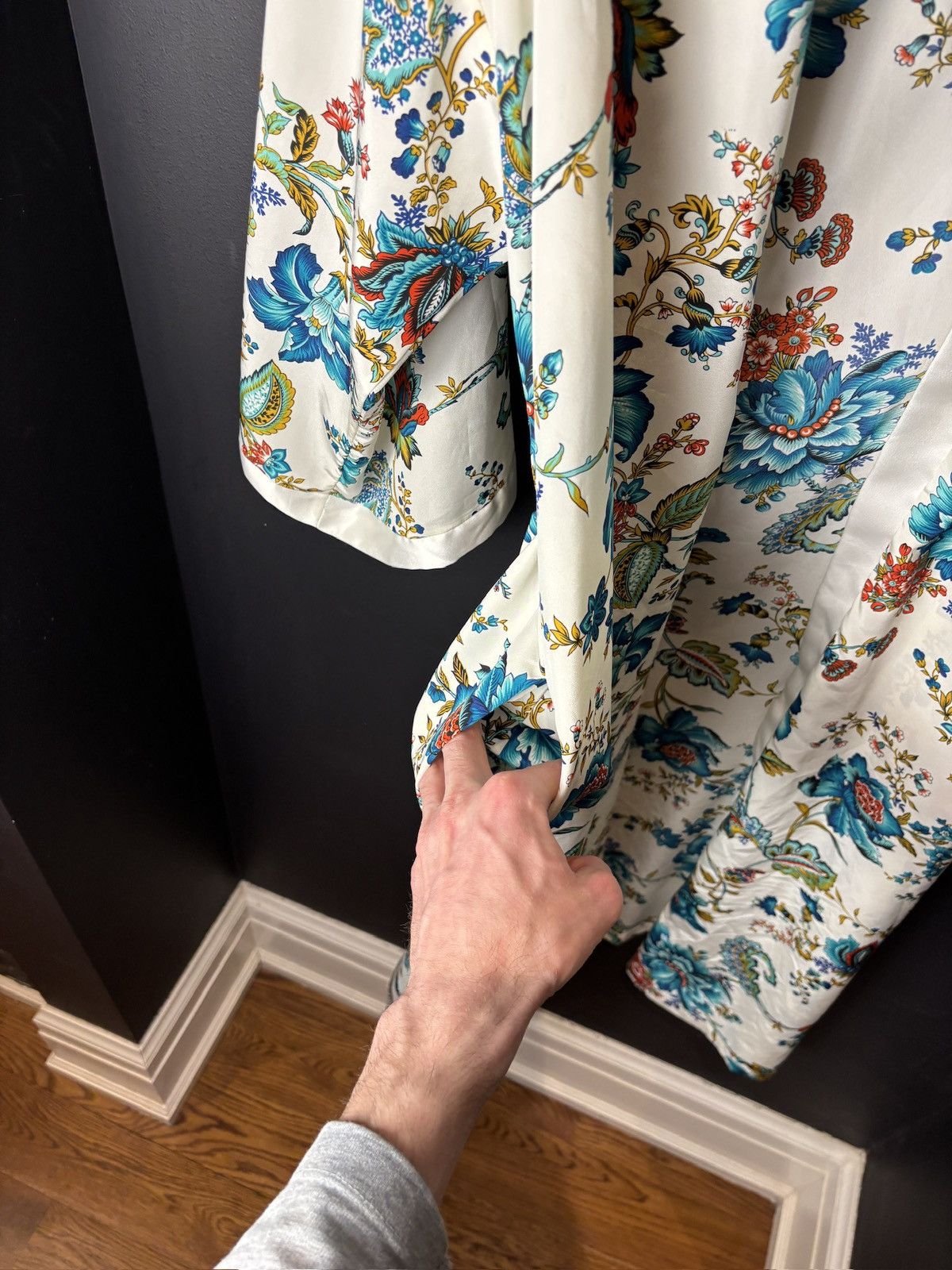 Vintage 2000s Vintage Bath Robe Silk Floral Polyester Lounge Sleep Size XL / US 12-14 / IT 48-50 - 7 Thumbnail