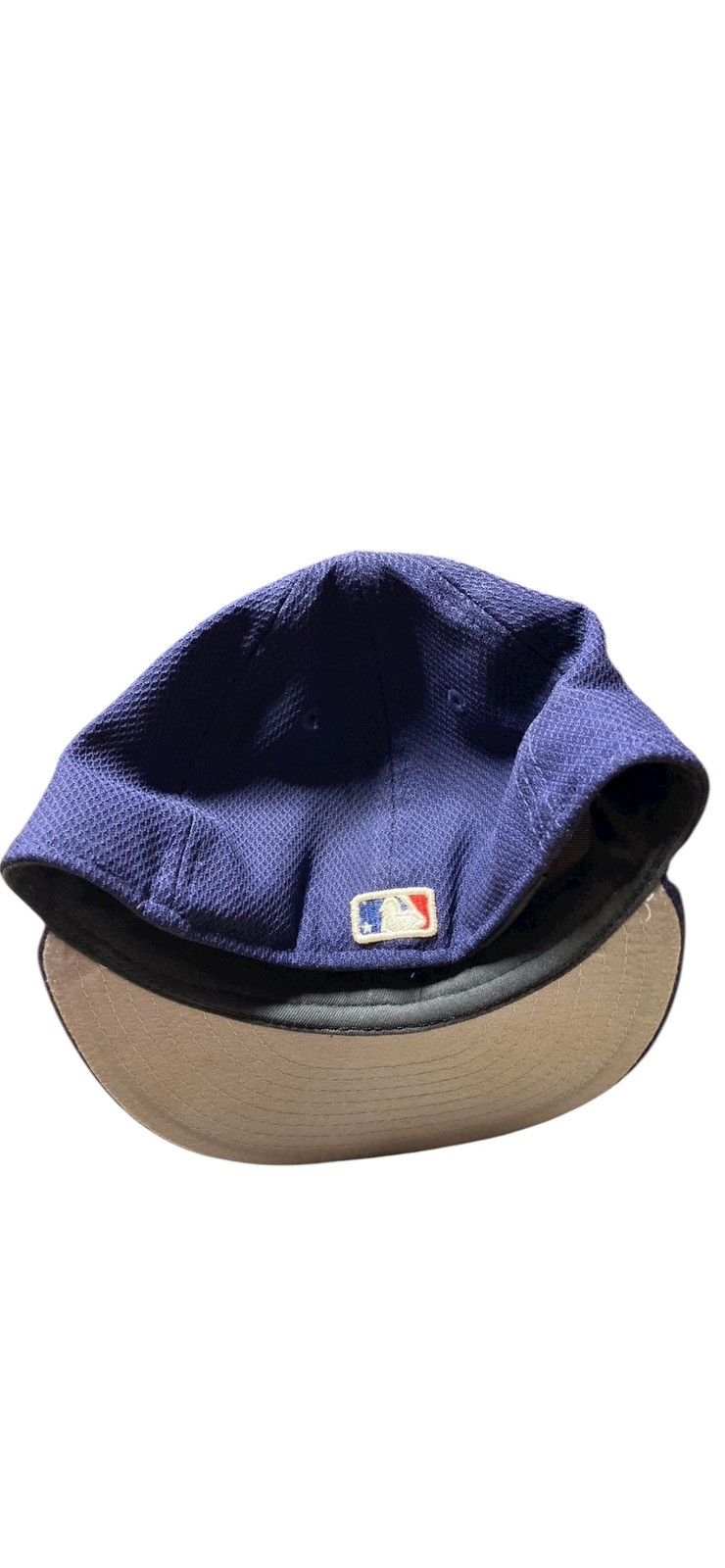 New Era Size 7 Atlanta Braves limited edition USA Flag Hat Size ONE SIZE - 5 Thumbnail