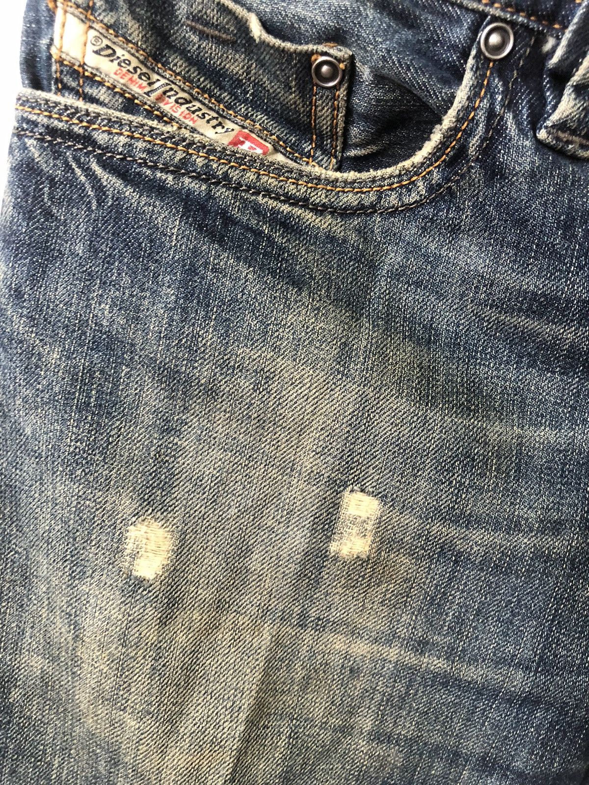 Diesel Diesel Distressed Denim Jeans waist 33 Size US 33 - 6 Thumbnail