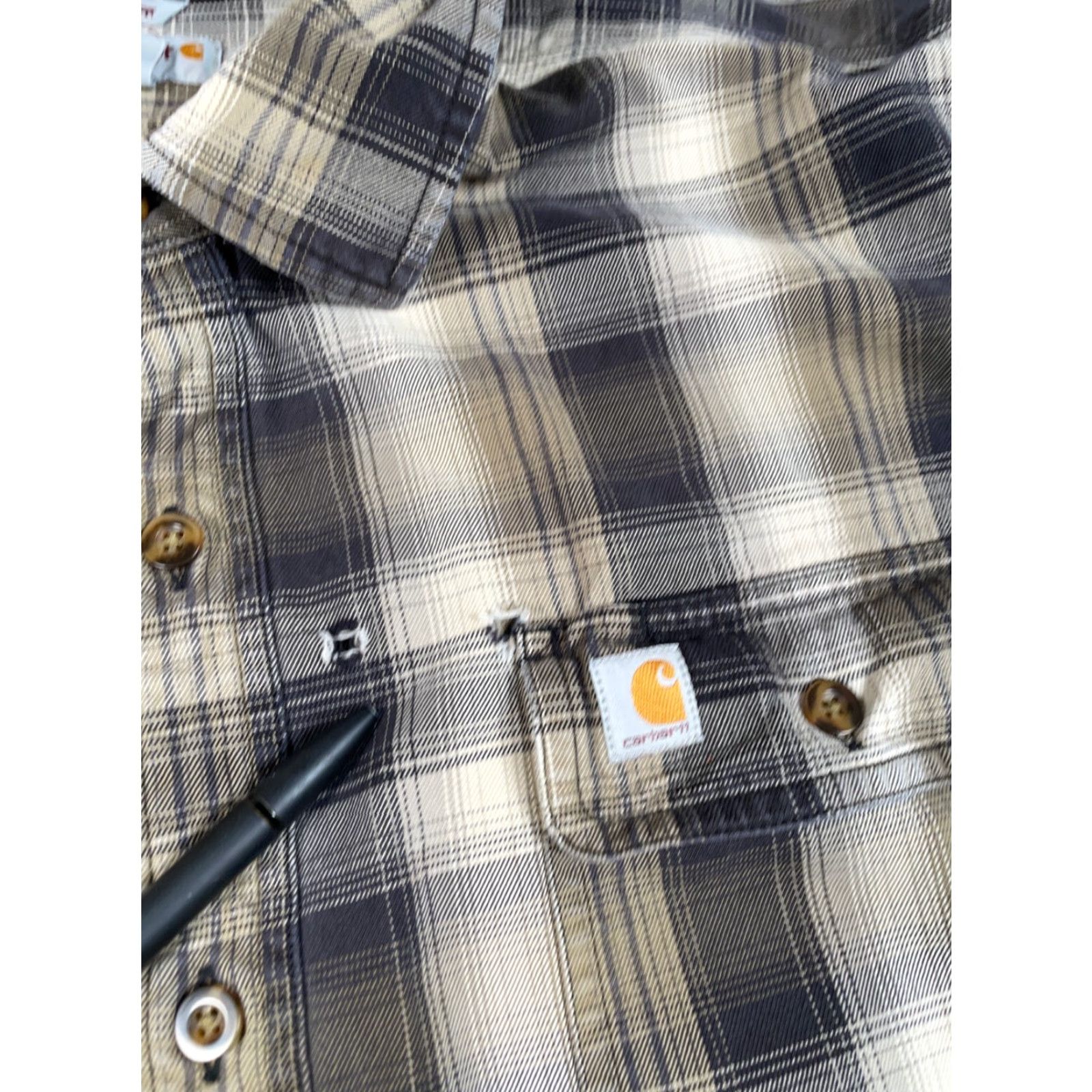 Carhartt VINTAGE Carhartt Shirt Distressed Flannel Green Shadow Plaid XL Men 2XL Button-Up Workwear Hipster Retro Grunge Size US XL / EU 56 / 4 - 5 Thumbnail