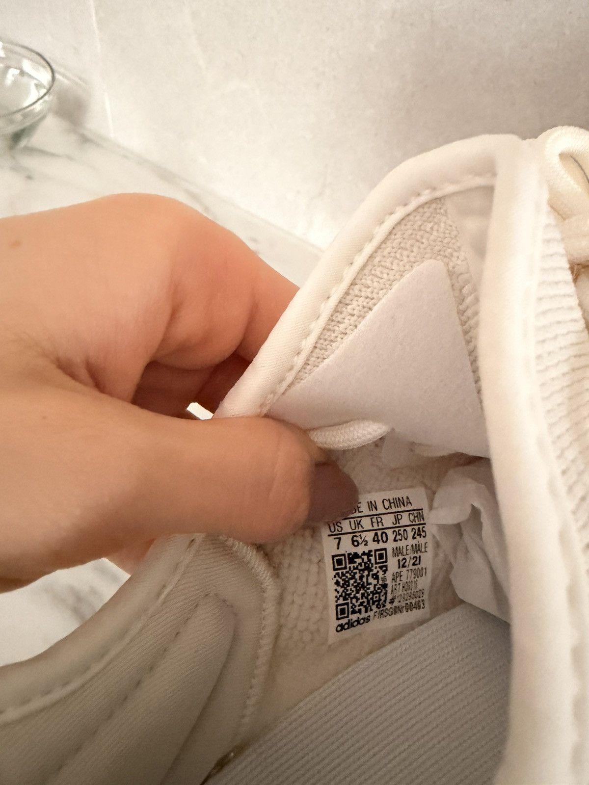 Yeezy Yeezy 350 BONE Size US 7 / EU 40 - 11 Thumbnail