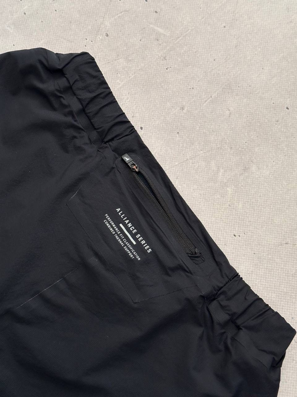 On Ryzon Alliance Series Running Shorts XS Black Athletic Rapha Size US 29 - 9 Thumbnail