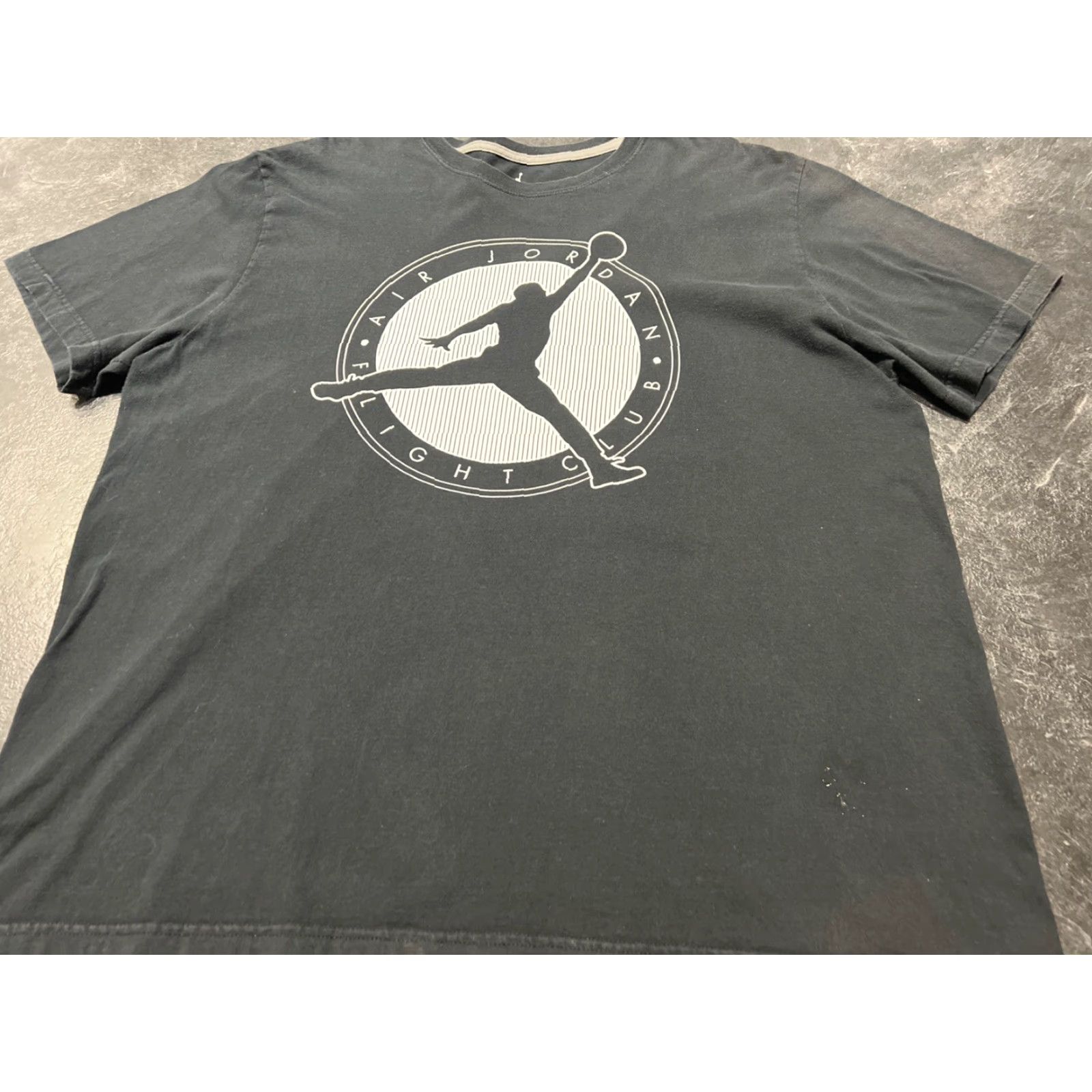 Jordan Brand Jordan Air Jordan Flight Club T-Shirt Men 2XL Black Short Sleeve Casual Sports Size US XXL / EU 58 / 5 - 2 Thumbnail